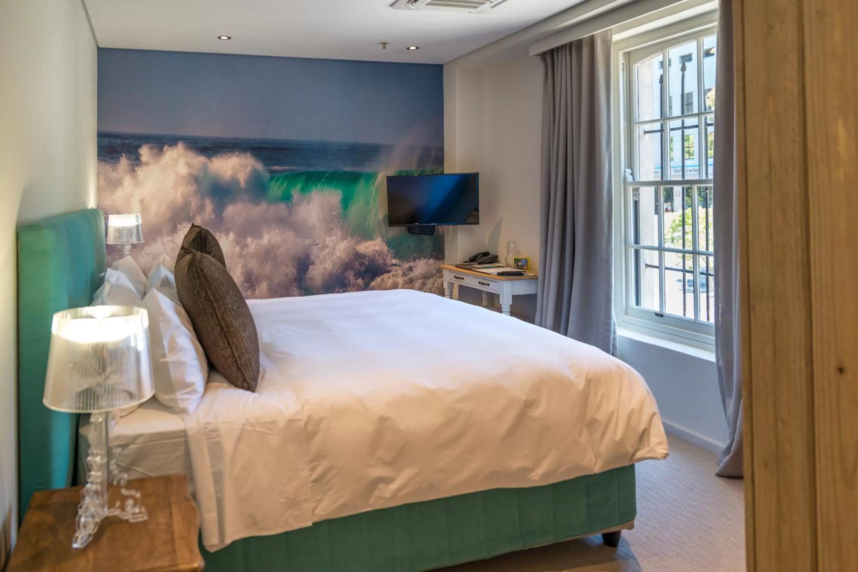 Day, Bed in Cape Heritage Hotel