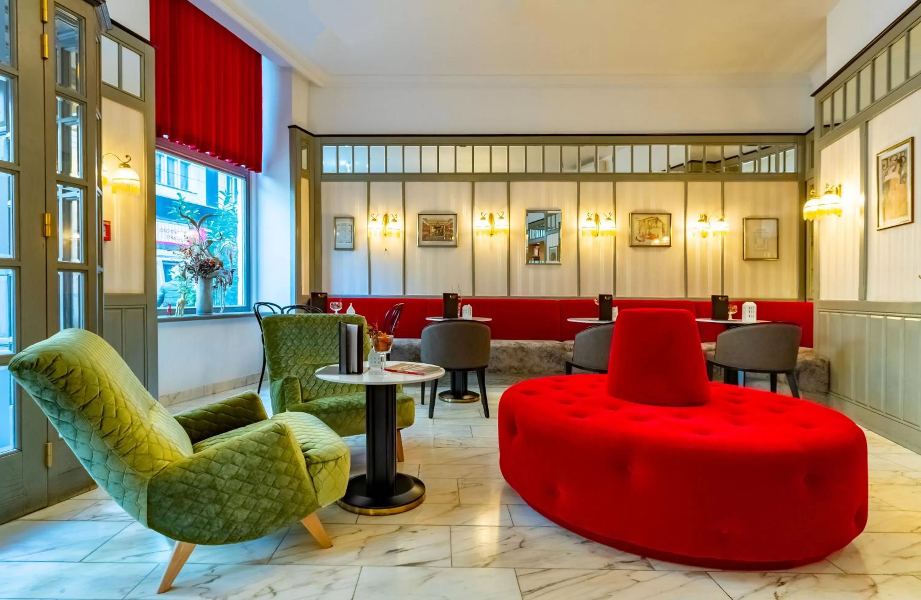Library in Theaterhotel & Suites Wien