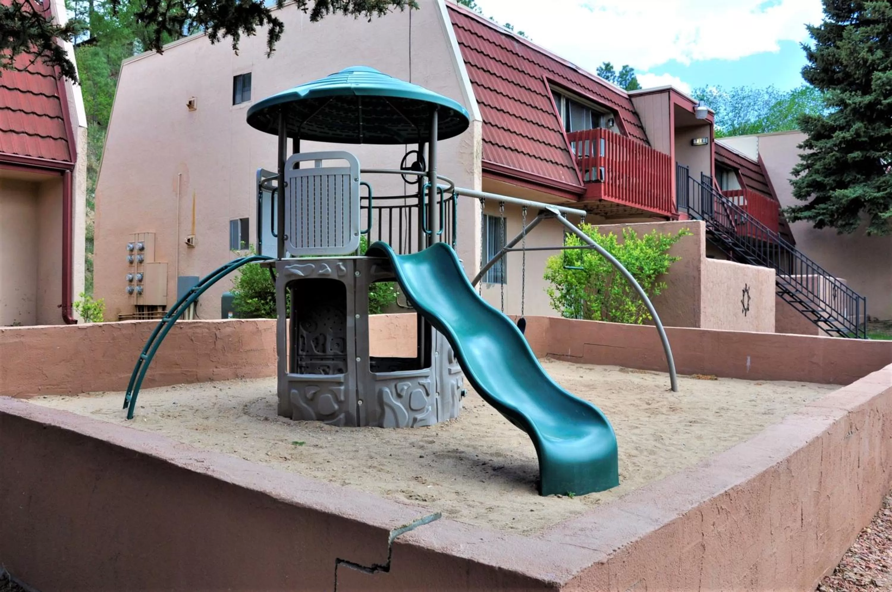 Children play ground in Pinecliff Village Resort