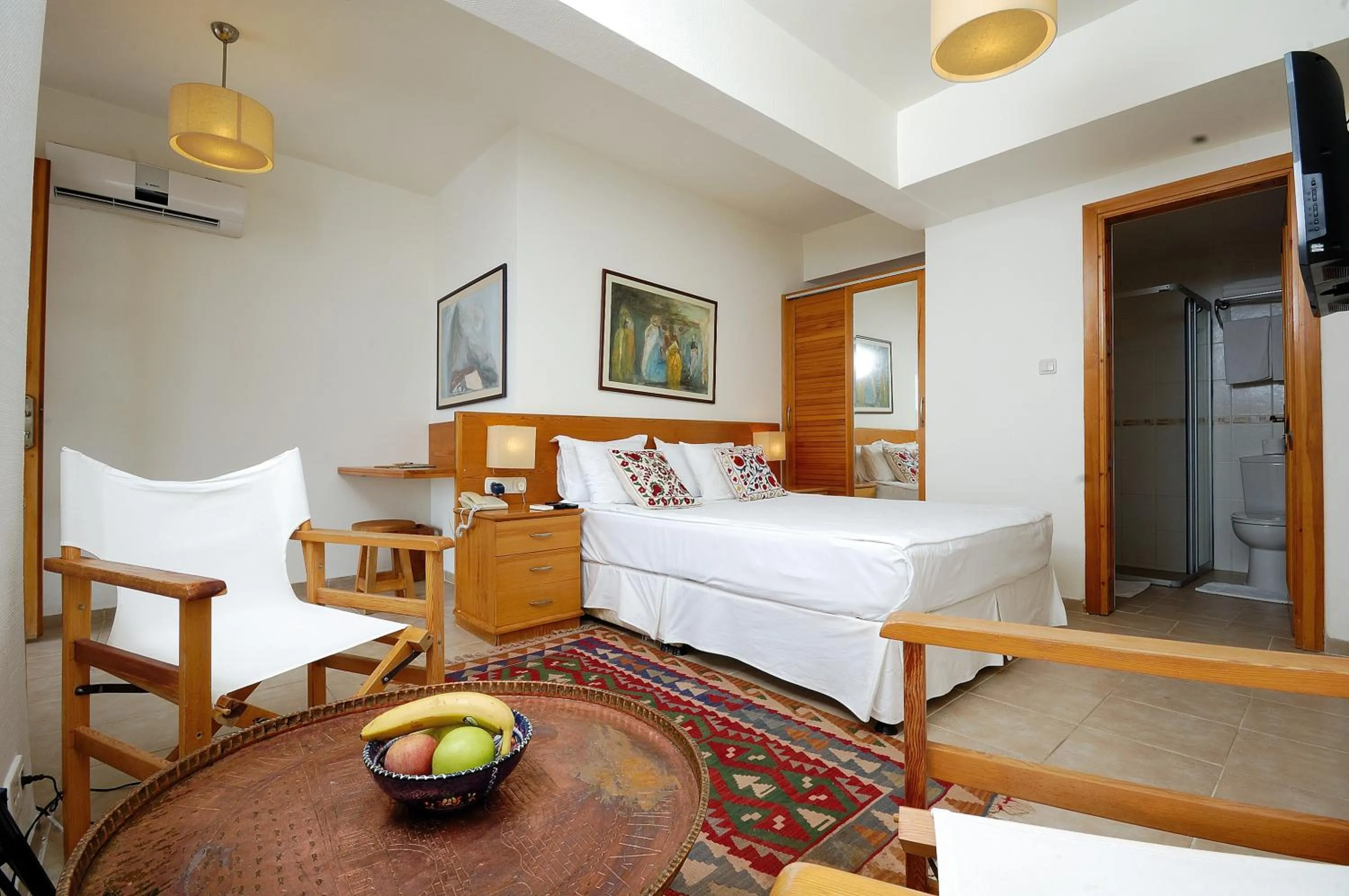 Photo of the whole room, Bed in Lycia Hotel