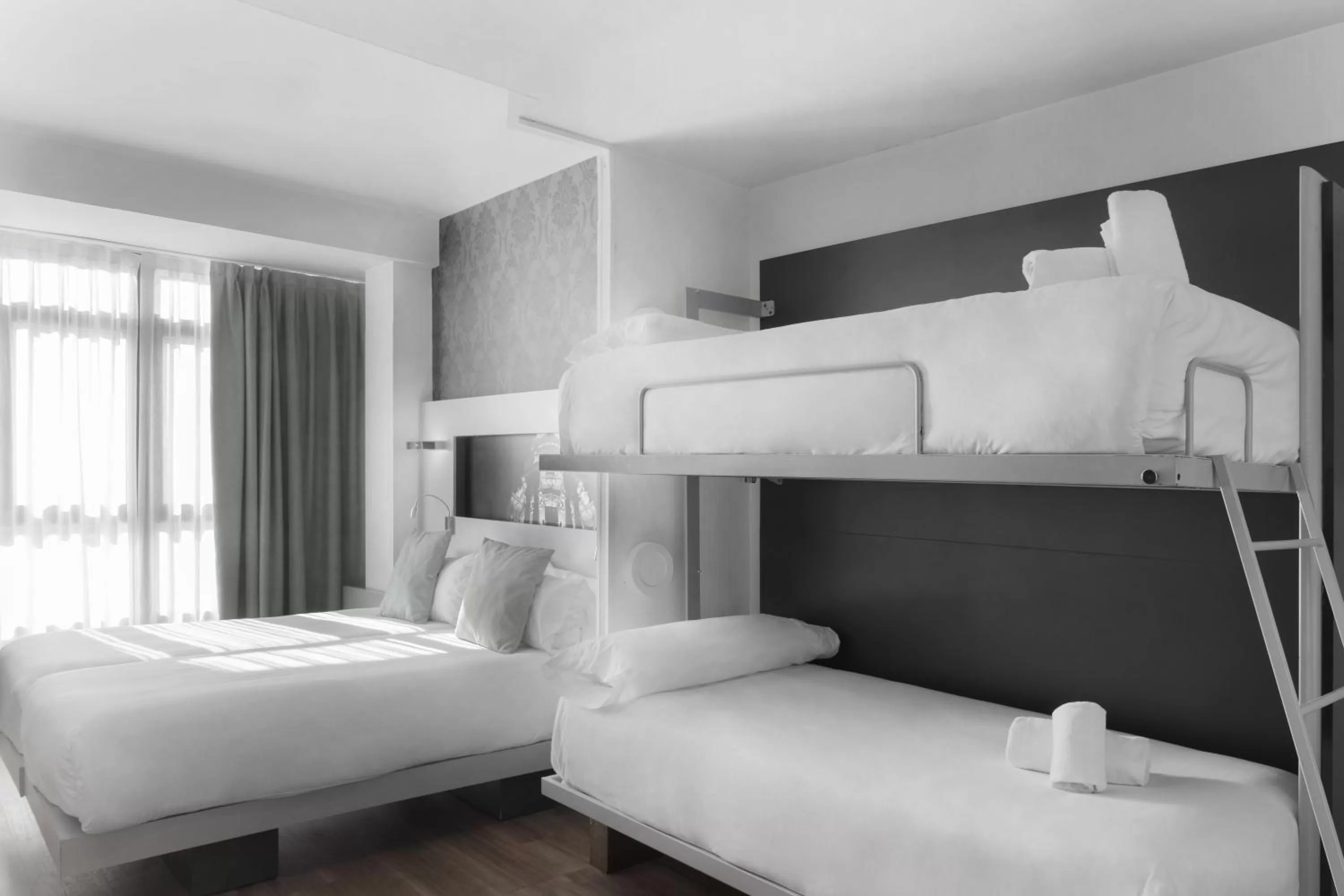 Bedroom, Bed in Petit Palace Plaza Mayor