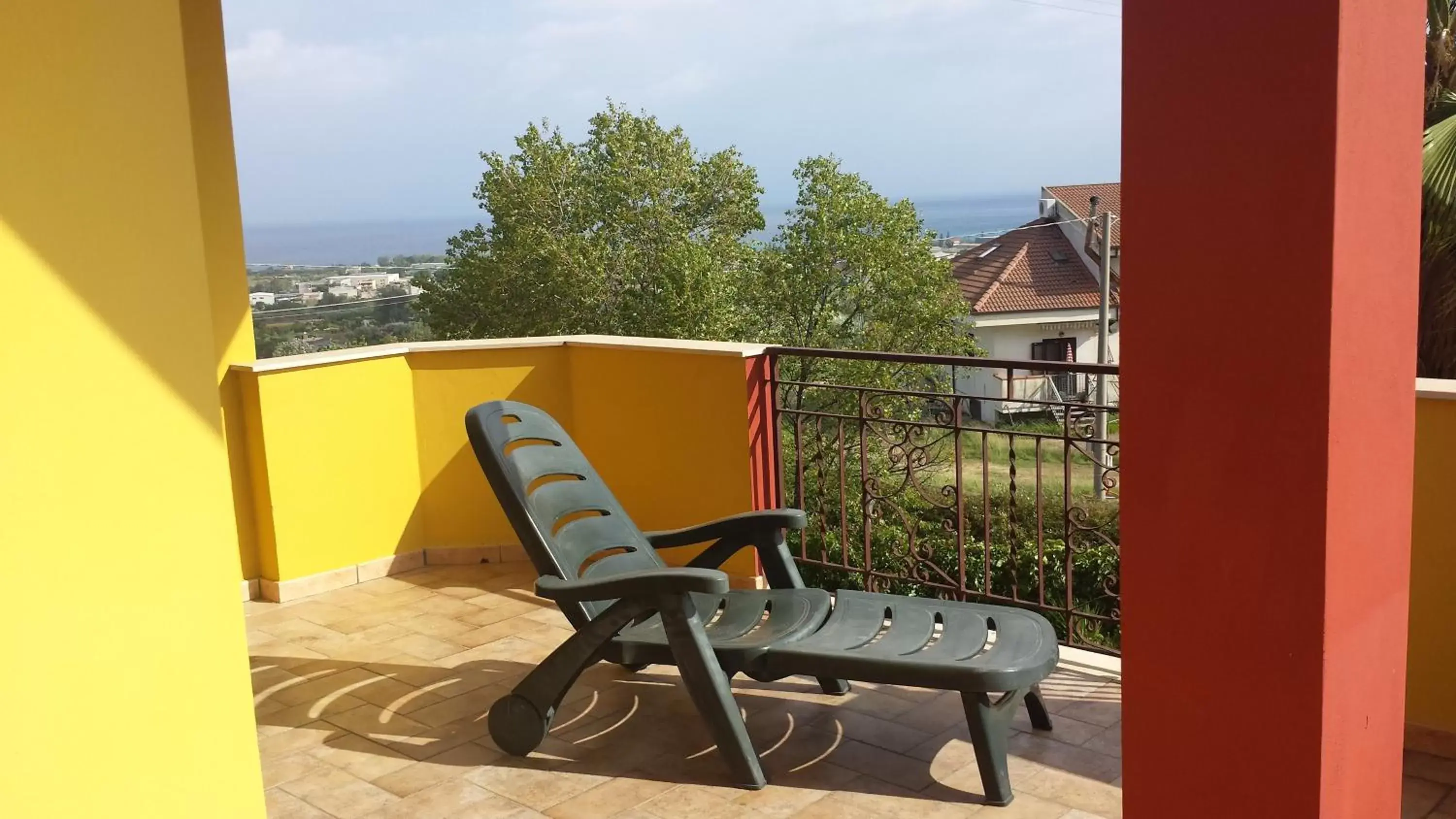 Deluxe Double or Twin Room in Bed and Breakfast Coral Blue Deluxe Double or Twin Room in Bed and Breakfast Coral Blue