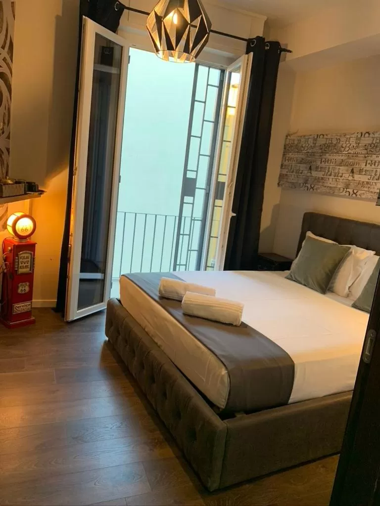 Photo of the whole room, Bed in SUITE LAME 37 Rental Rooms