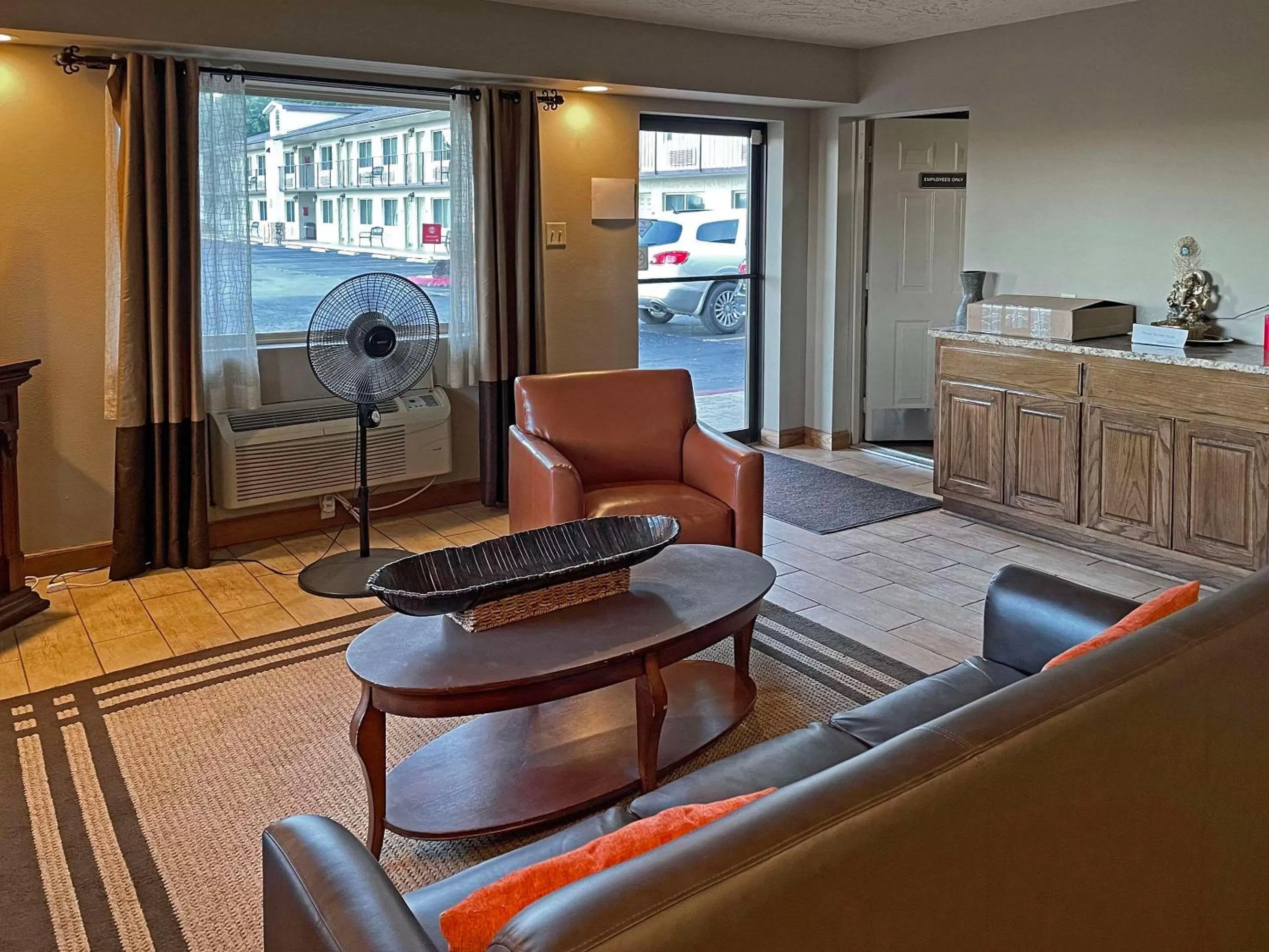 Lobby or reception in Quality Inn Clinton North