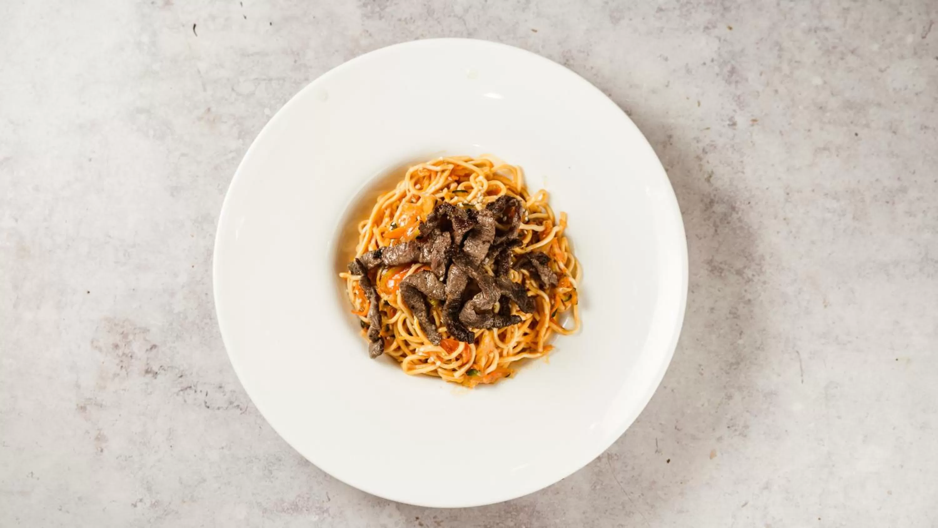 Restaurant/places to eat in Royal Airport Hotel