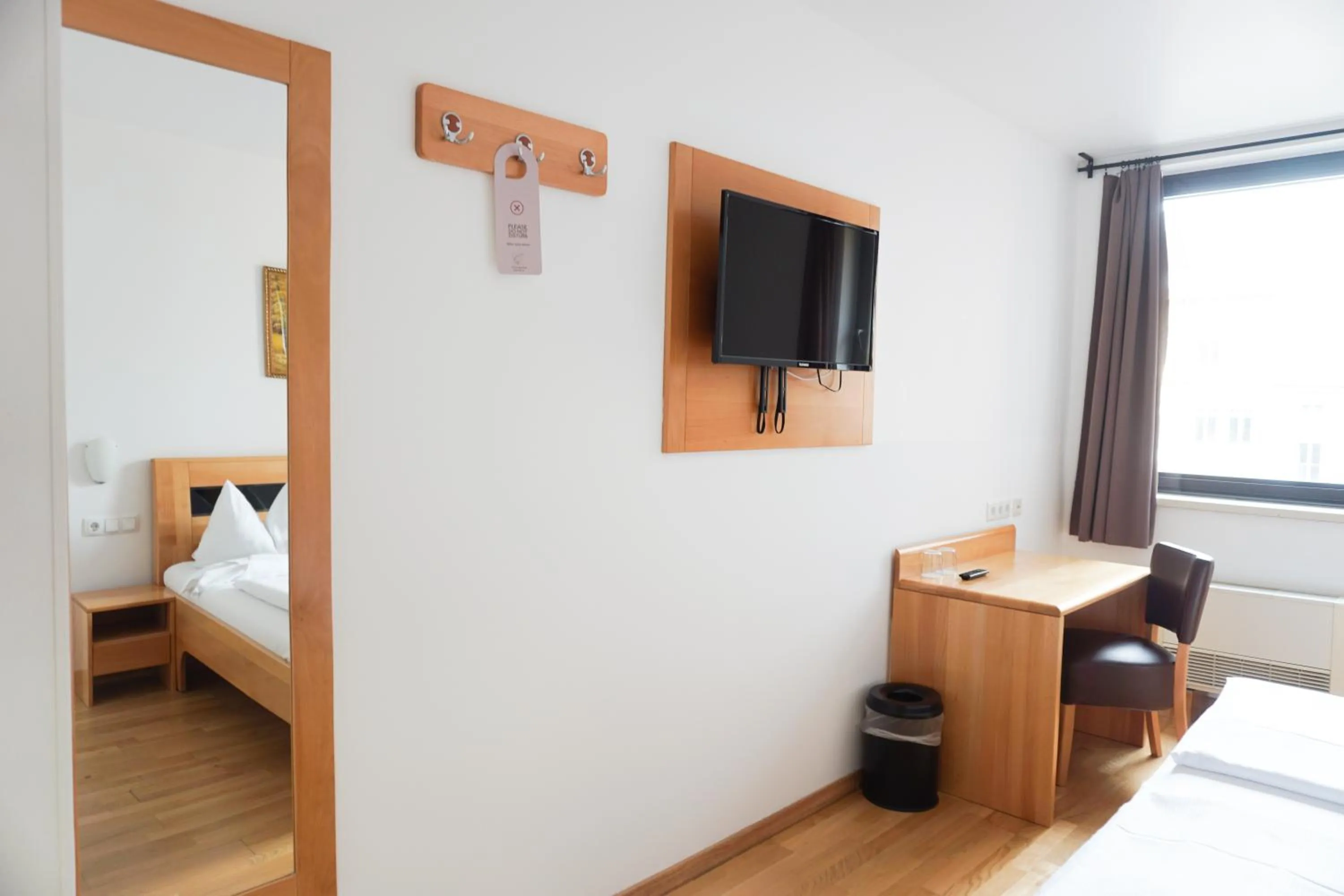 TV and multimedia, Bed in Hotel Kaffeemühle