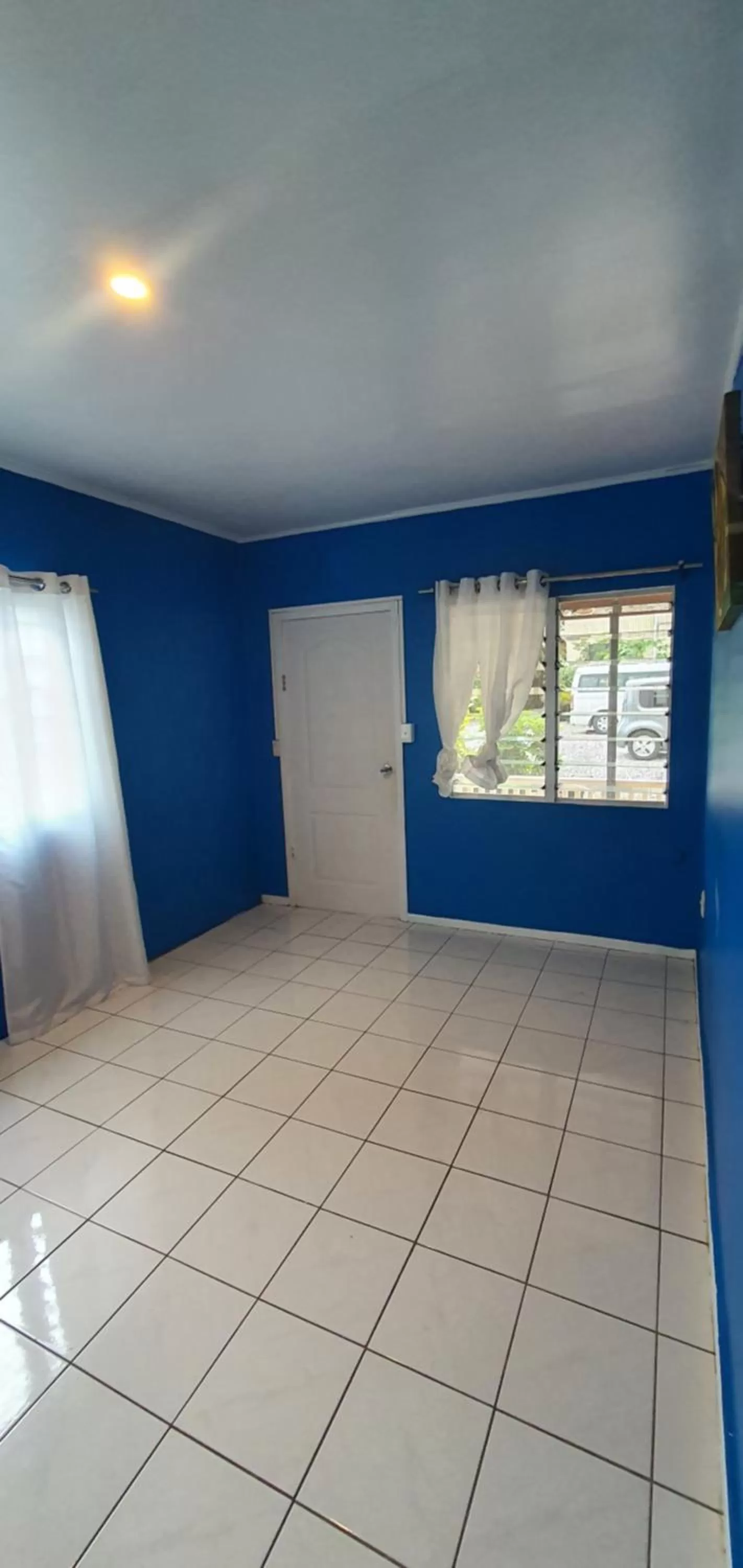 kitchen in Lynn's Getaway Hotel