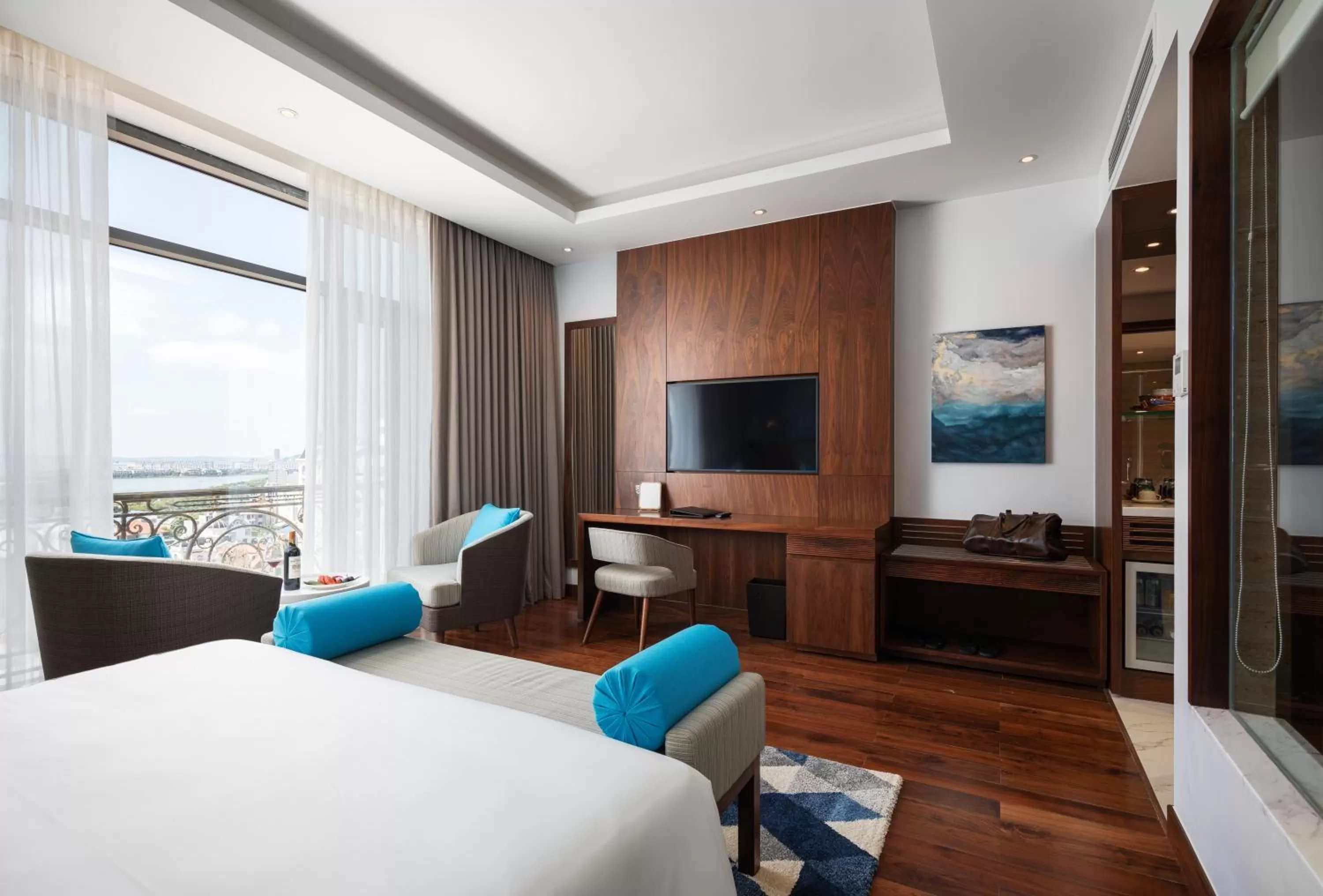 Bed in D'Lecia Ha Long Hotel