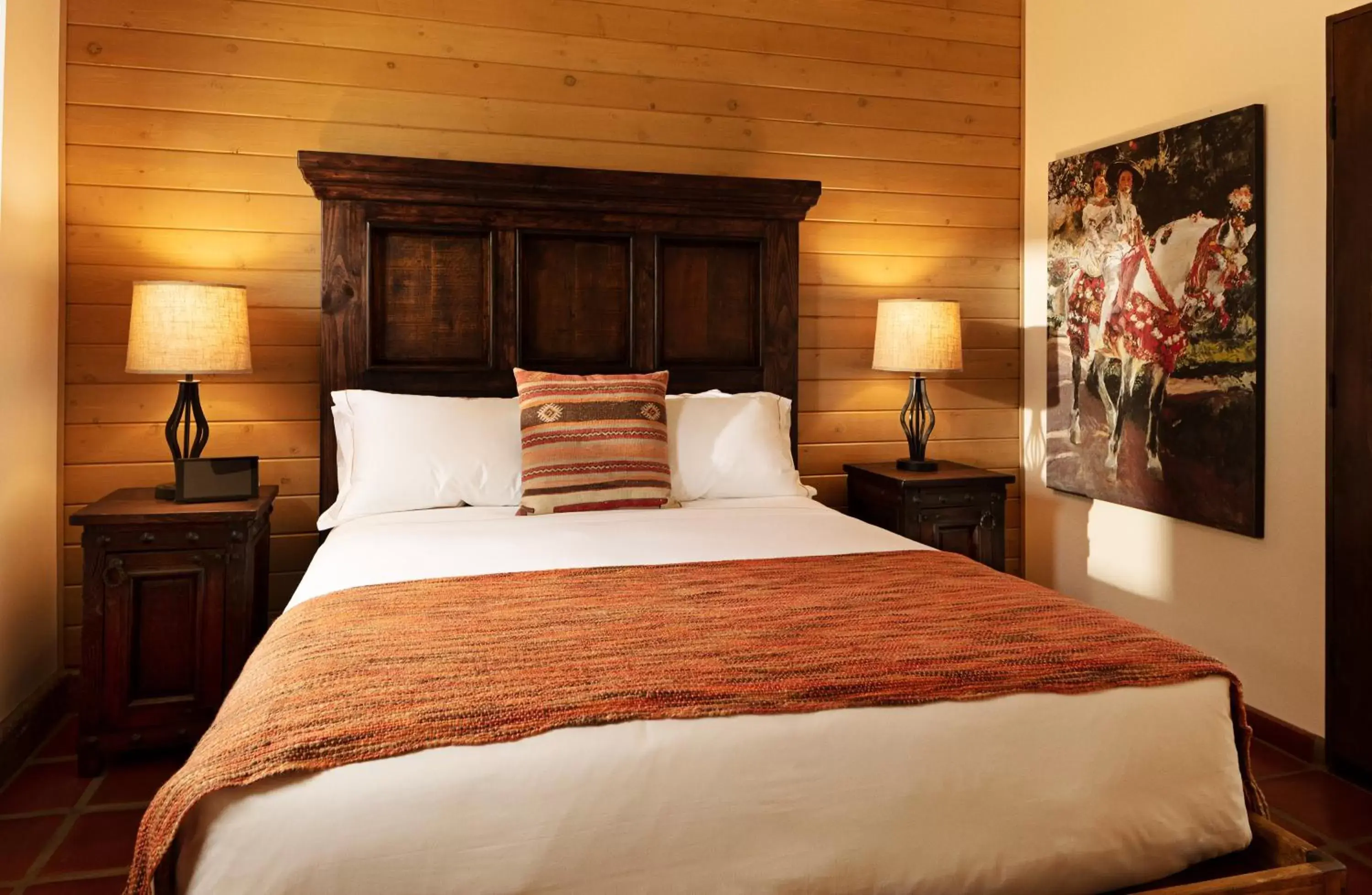 Deluxe Queen Room in La Lomita Ranch Deluxe Queen Room in La Lomita Ranch