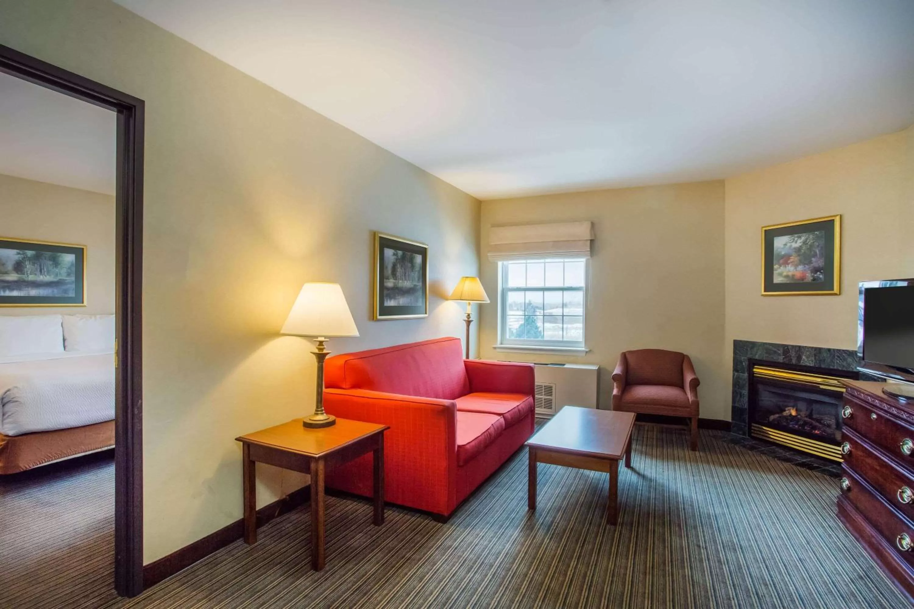 Superior One Bedroom Apartment with King Bed - Non-Smoking in La Quinta by Wyndham St. Albans