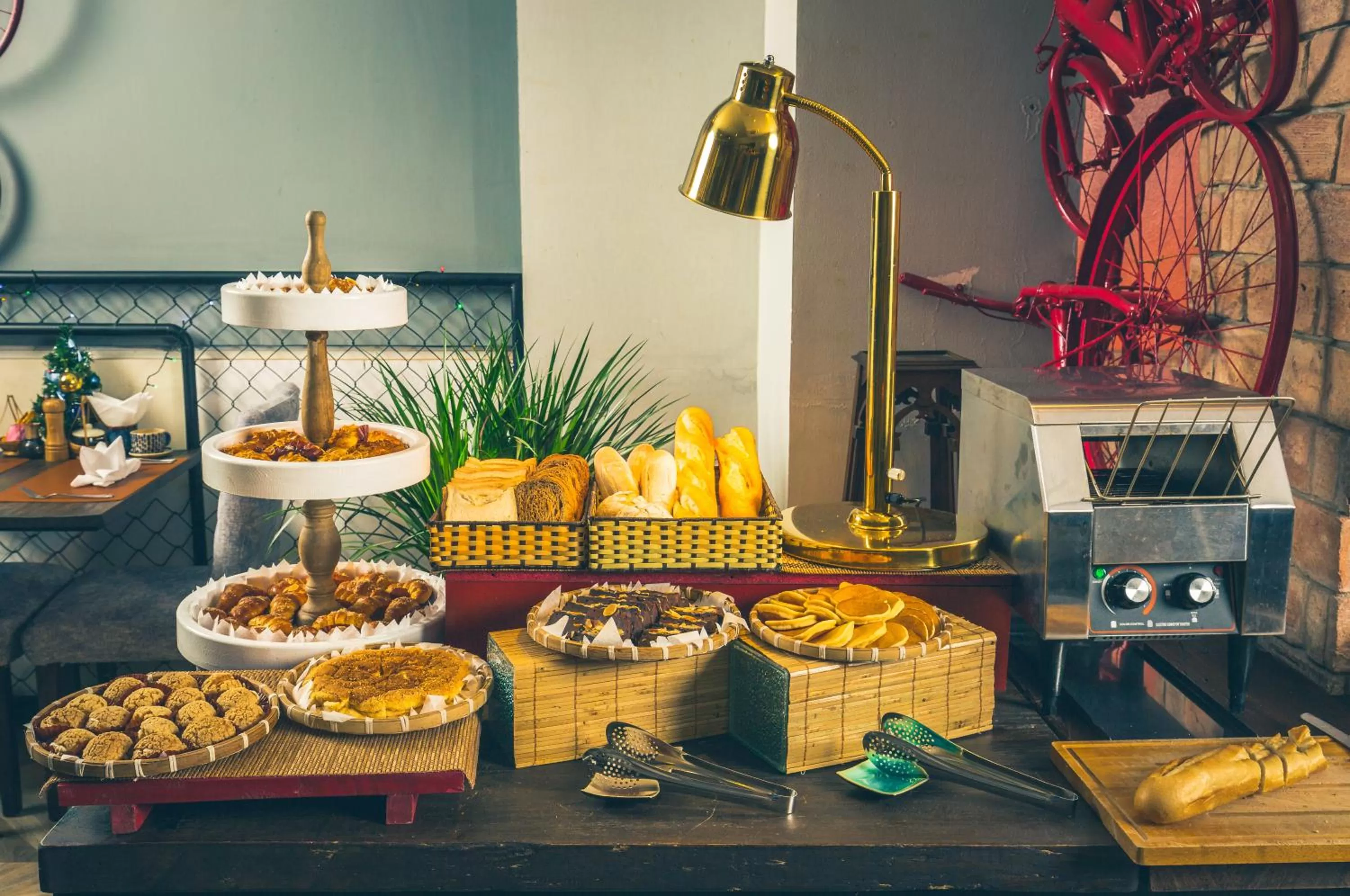 Food and drinks in Prostyle Hotel Ho Chi Minh プロスタイルホテルホーチミン