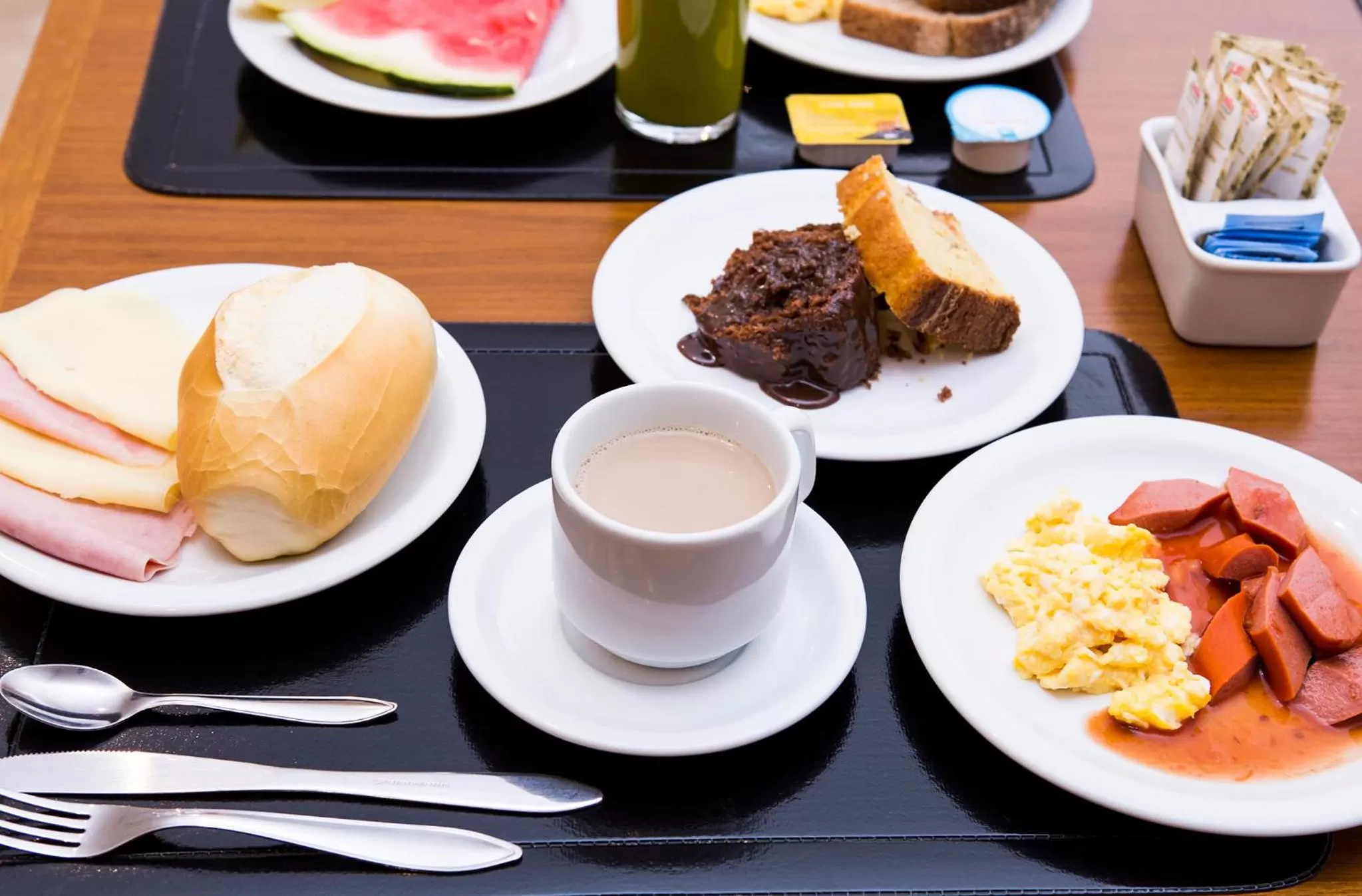 Buffet breakfast in Hotel Metrópole Paulínia