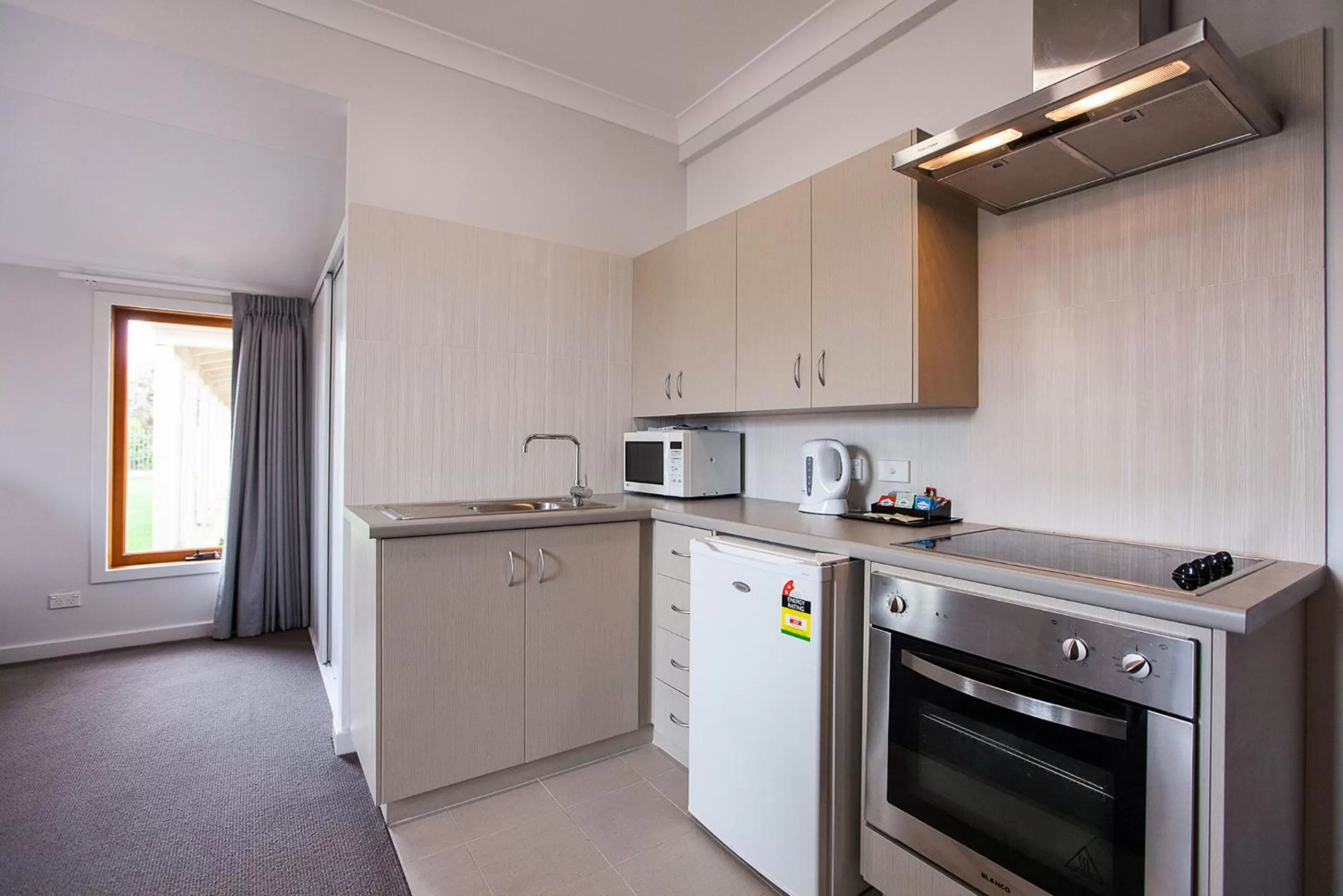 Kitchen or kitchenette in Nightcap at the Ship Inn