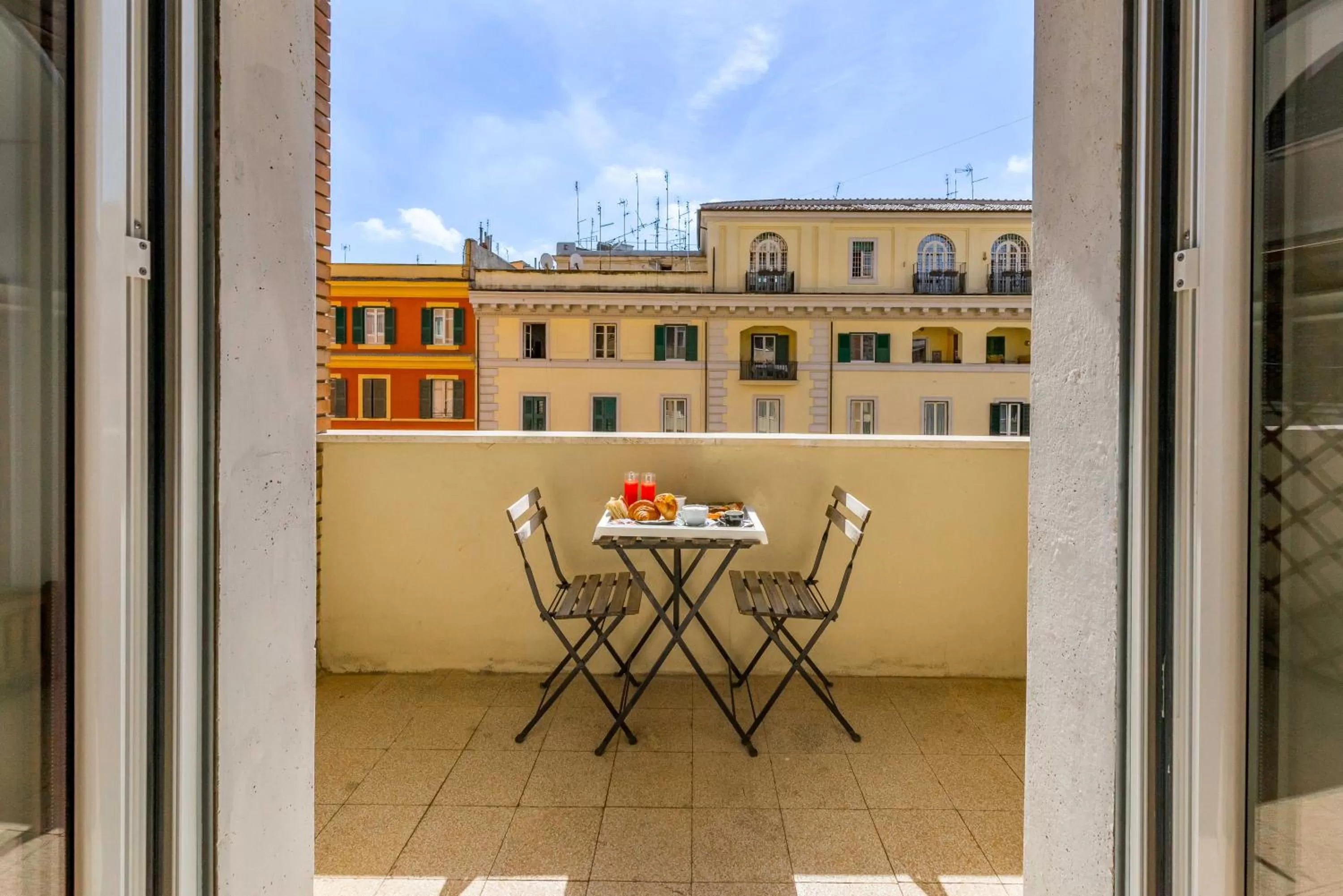 View (from property/room) in Un Attimo A Roma B&B
