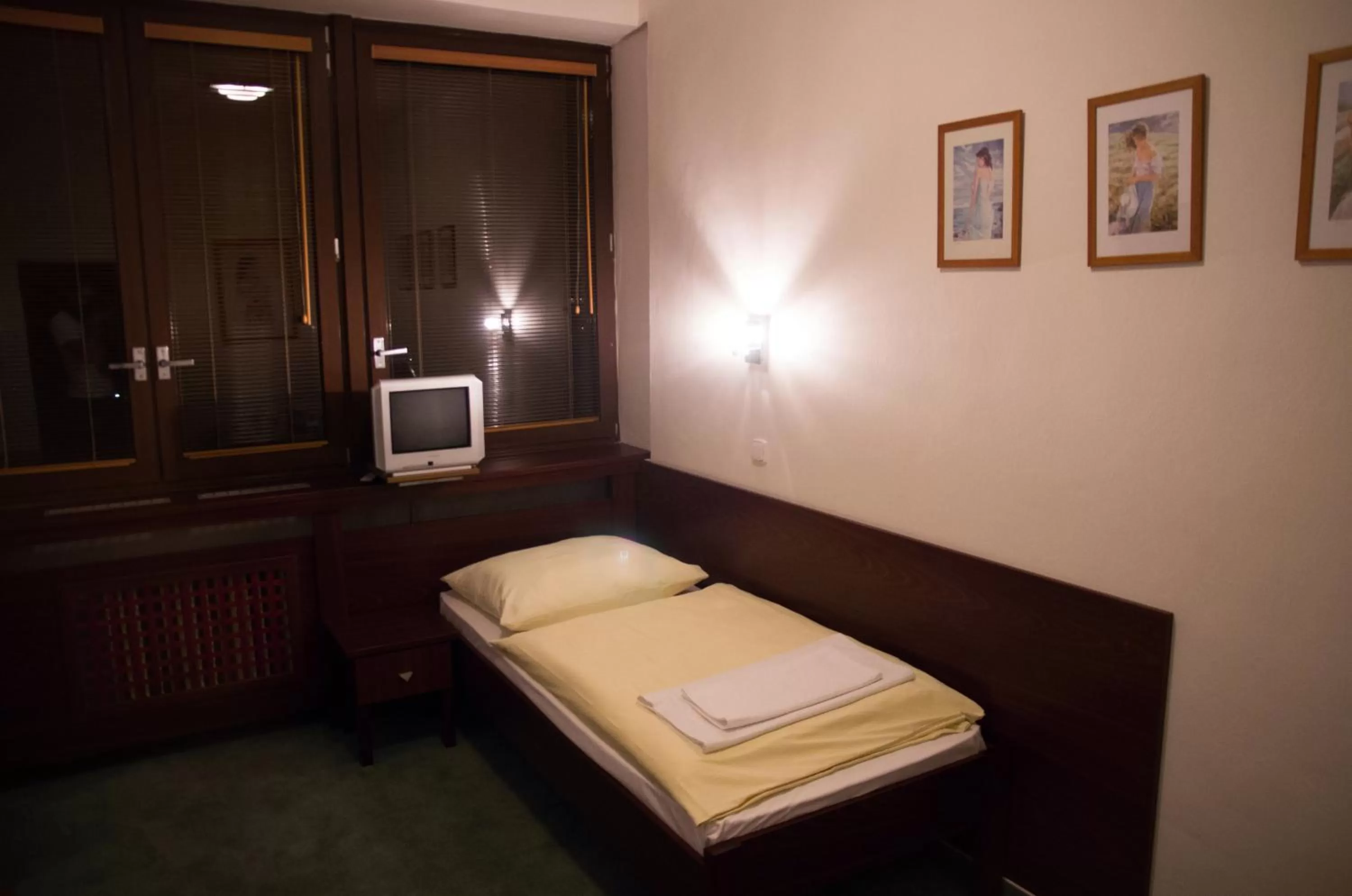 Photo of the whole room, Bed in Hotel Bothe