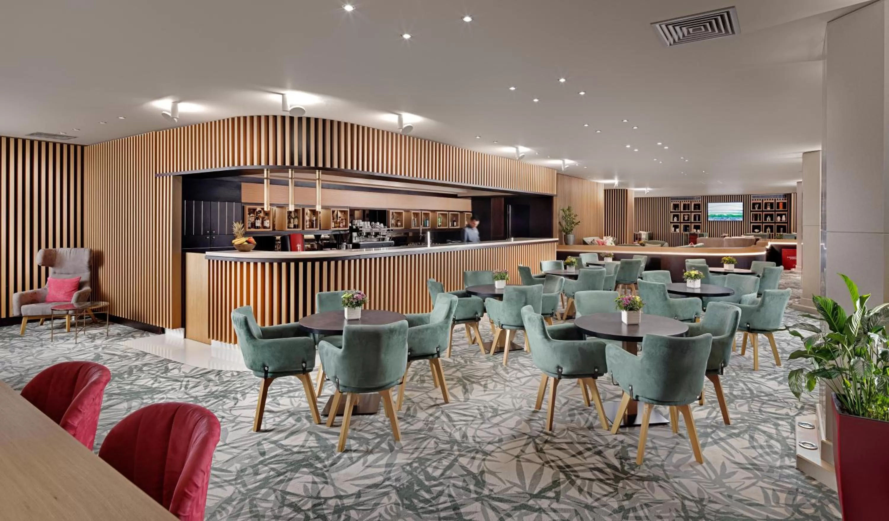 Coffee/tea facilities in Crowne Plaza Athens City Centre by IHG