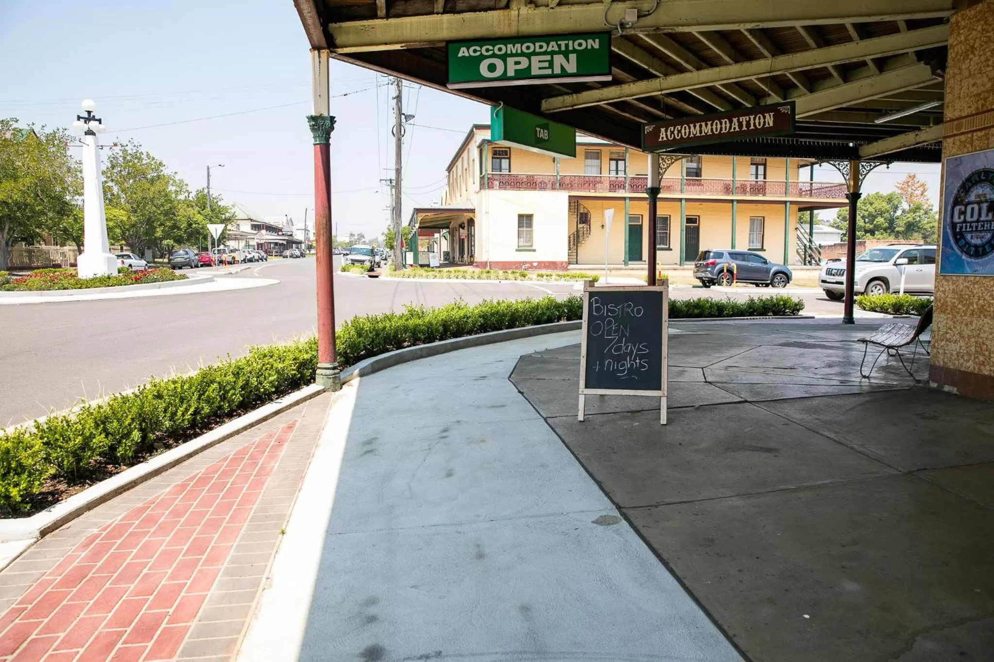 Facade/entrance in Bank Hotel Dungog