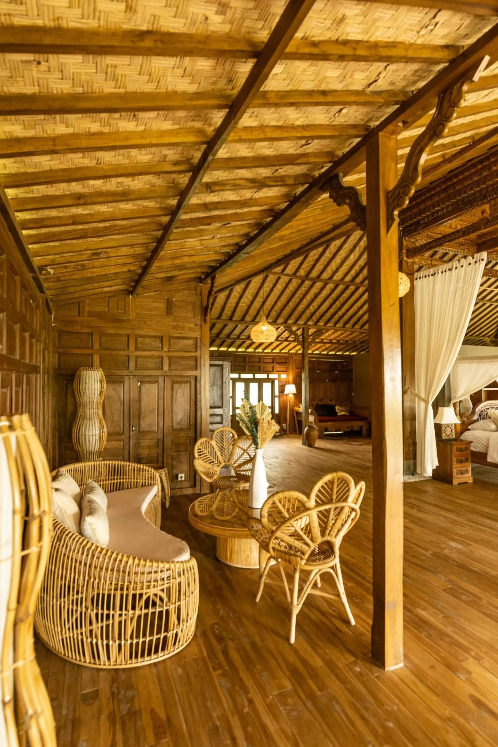 Seating area in Tanah Damai Hotel
