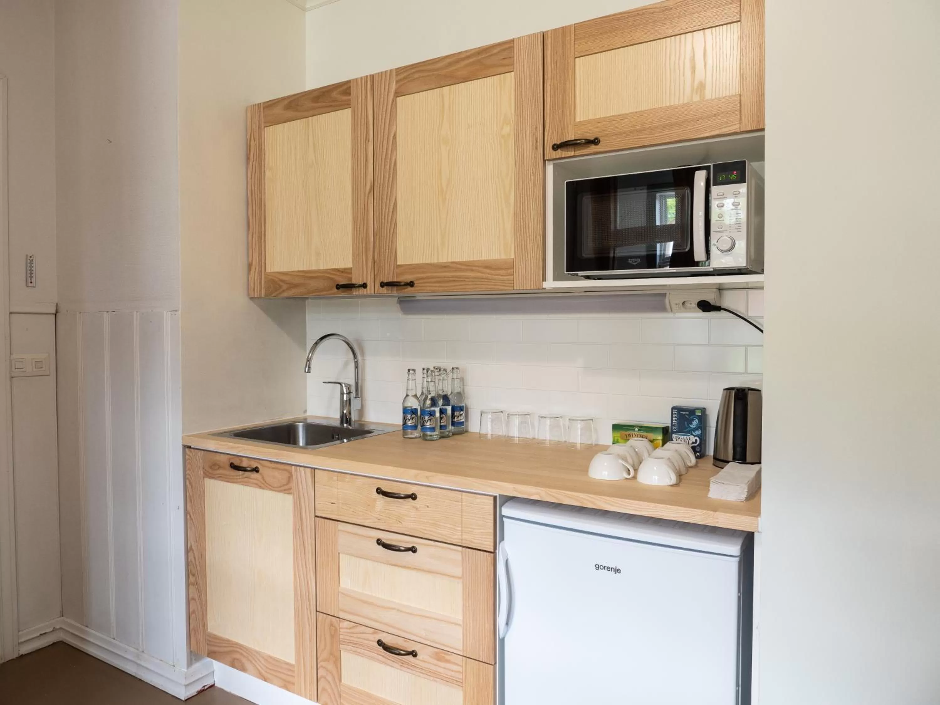 Kitchen or kitchenette in Haapala Brewery restaurant and accommodation