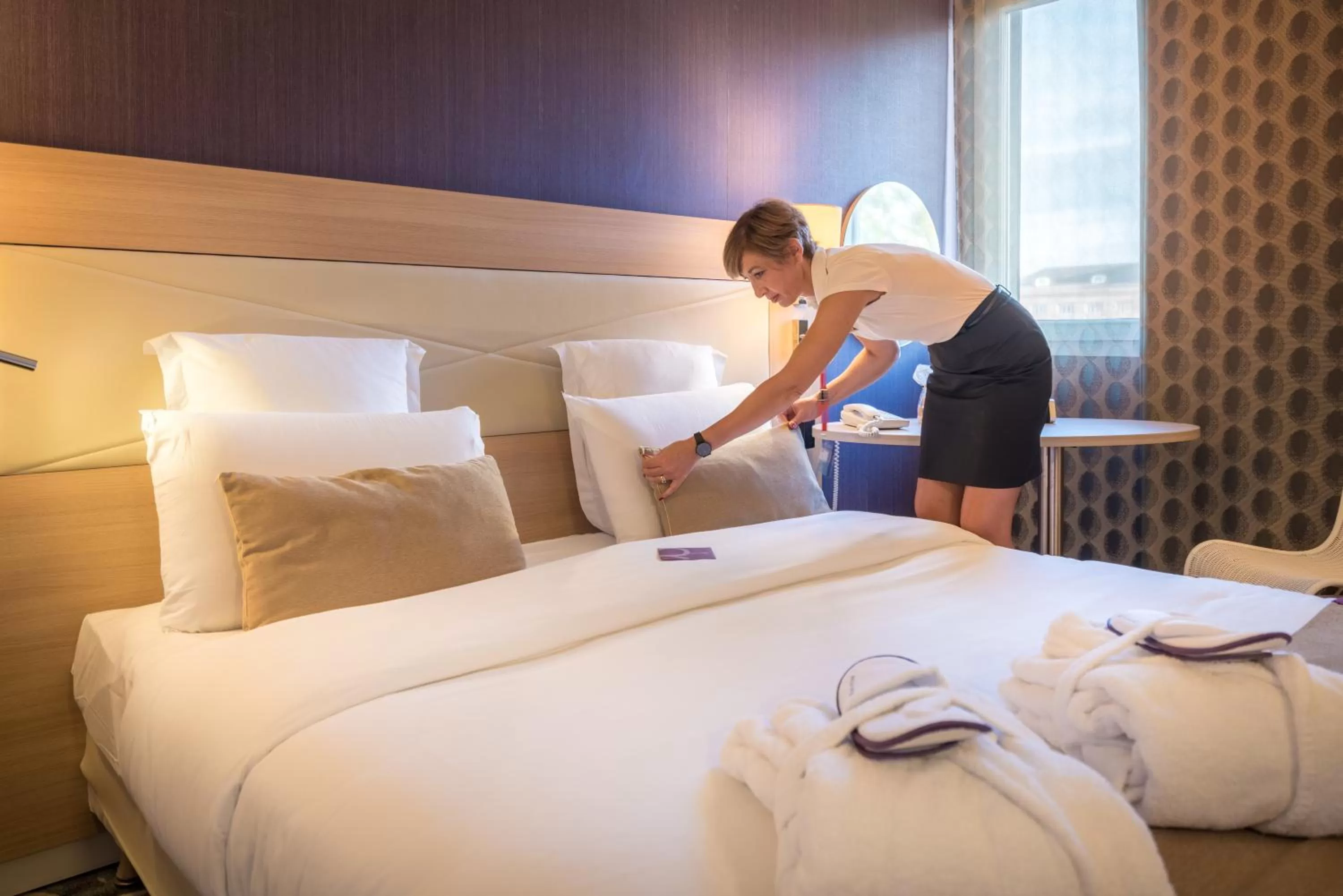 Bed in Mercure Mulhouse Centre