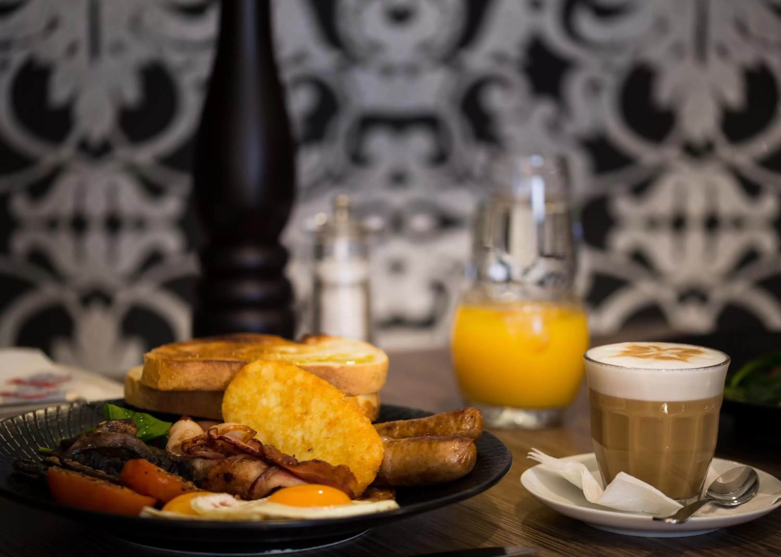 Breakfast in The Remington Muswellbrook