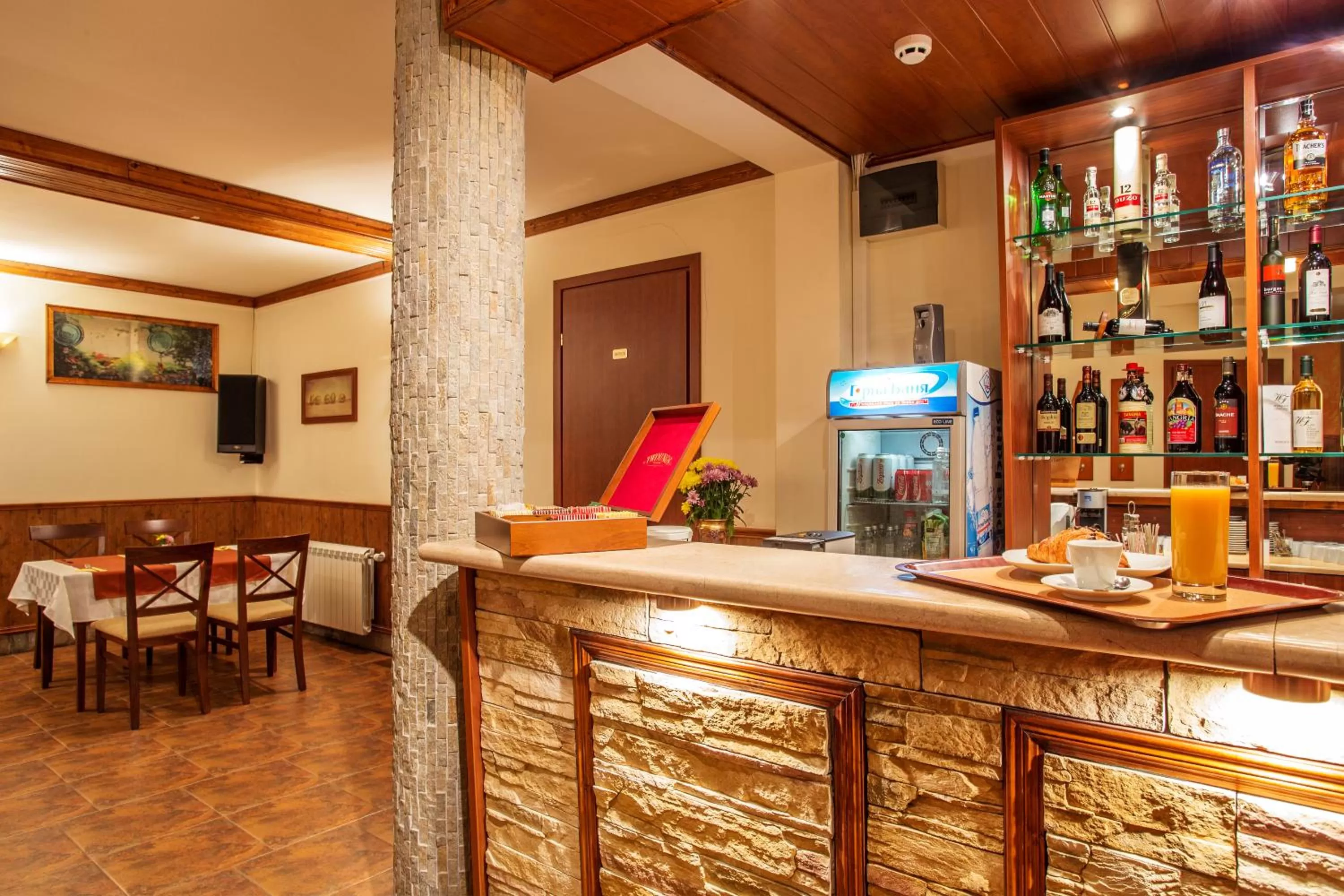 Lounge or bar in Hotel Villa Boyana - Free Parking