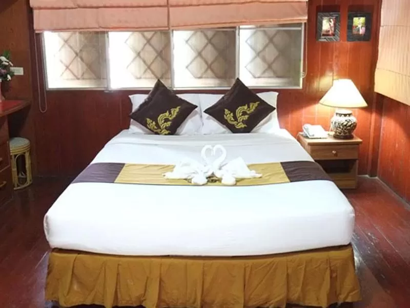 Bed in Diana Garden Resort - SHA Extra Plus