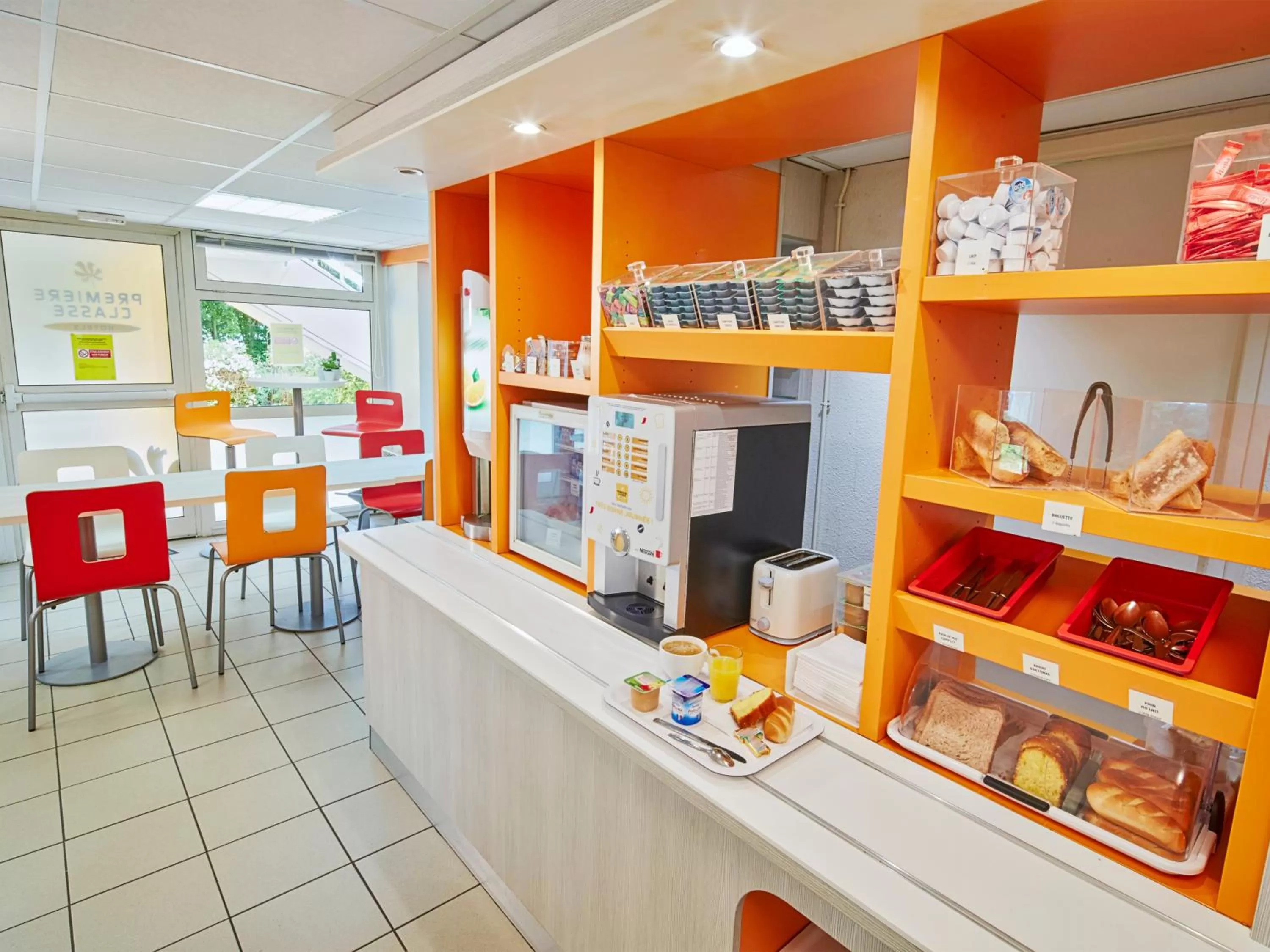 Buffet breakfast in Première Classe Melun Senart