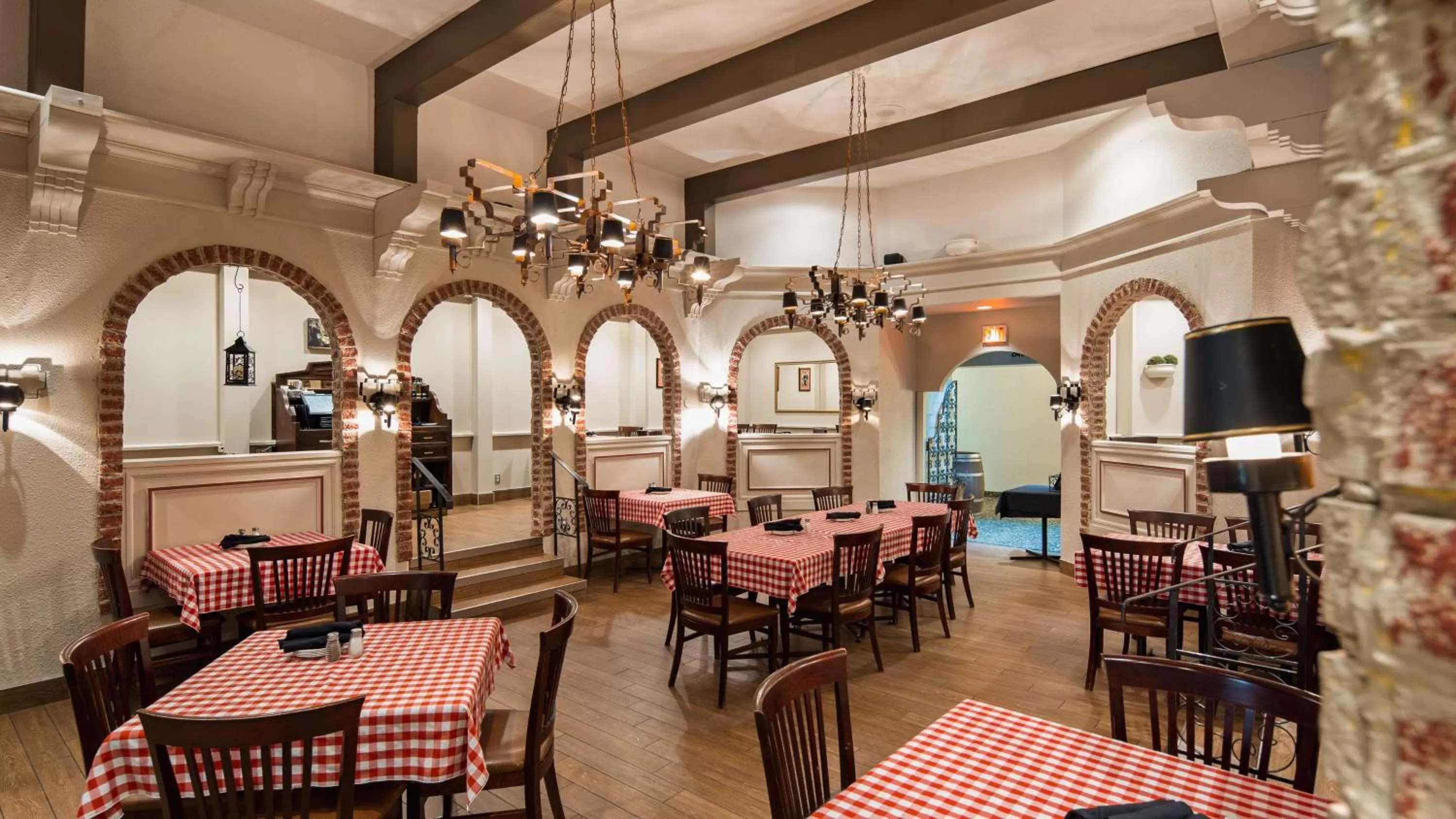 Restaurant/places to eat in Best Western North Bay Hotel & Conference Centre