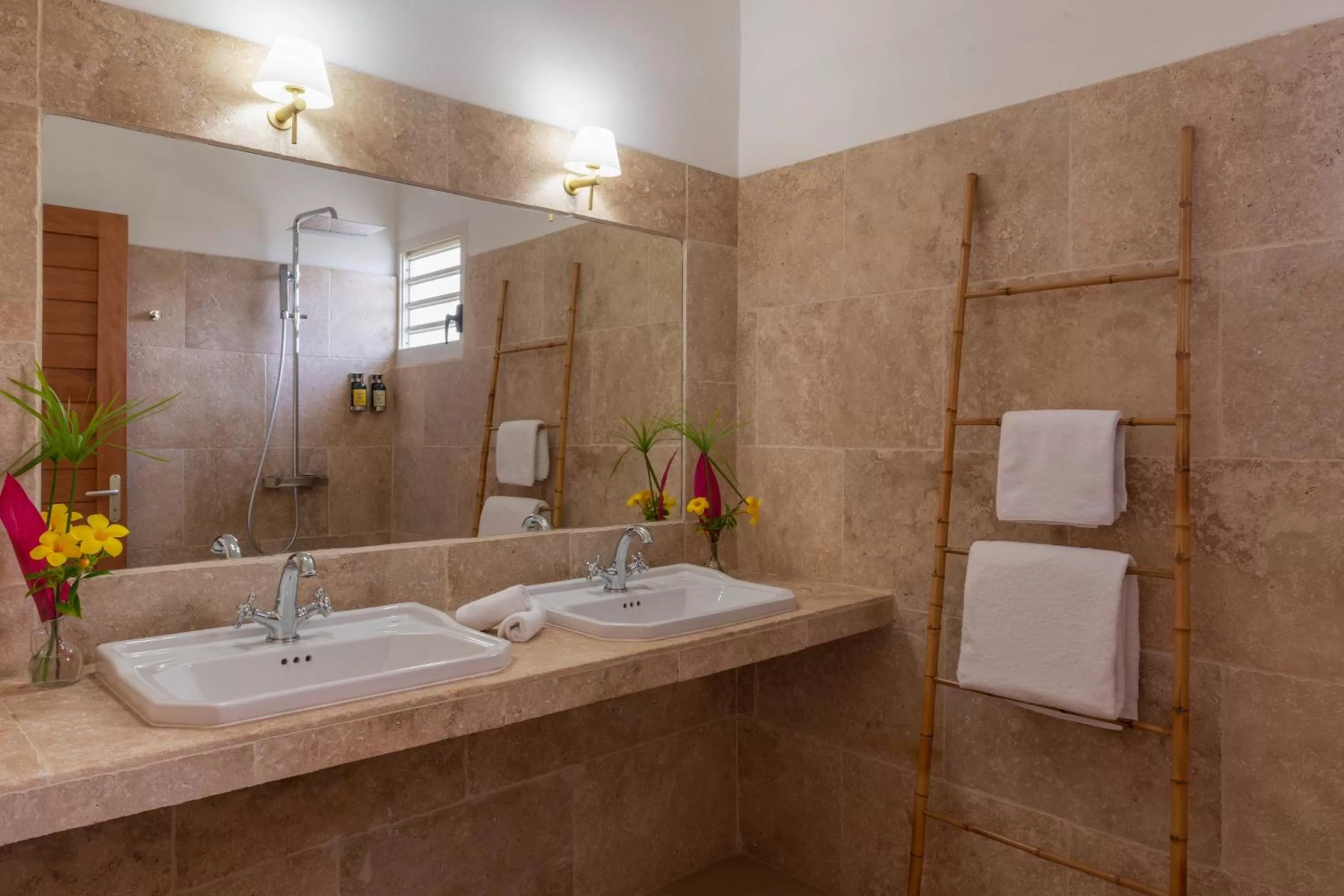 Bathroom in Habitation Saint Charles - Hôtel de Charme & Spa