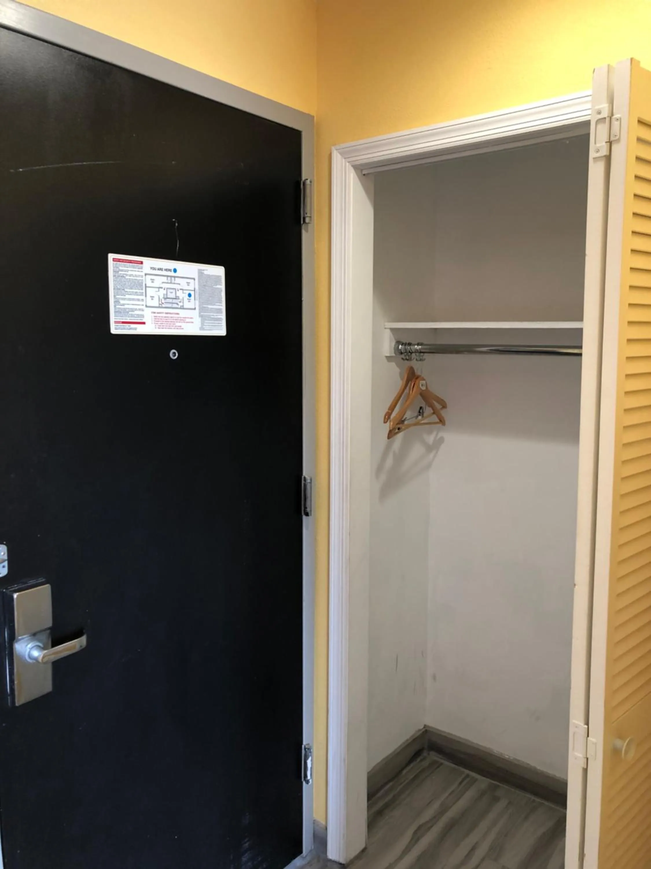 Property building in The Vue Express @ 39th Street