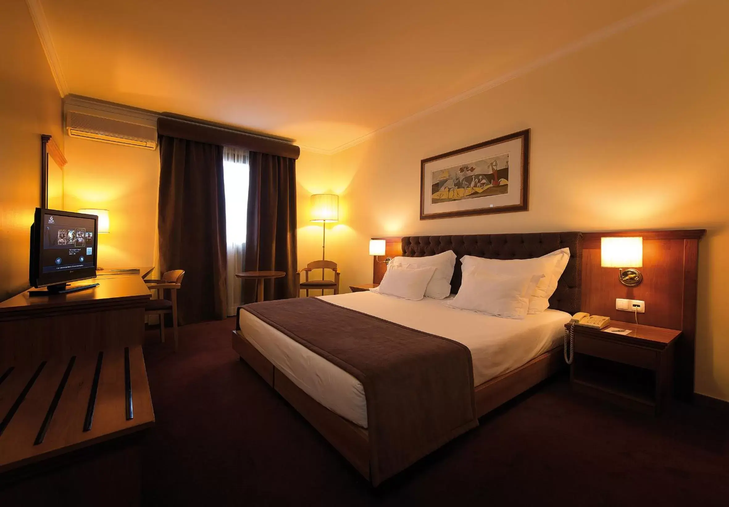 Superior Twin Room in Vila Gale Porto - Centro Superior Twin Room in Vila Gale Porto - Centro