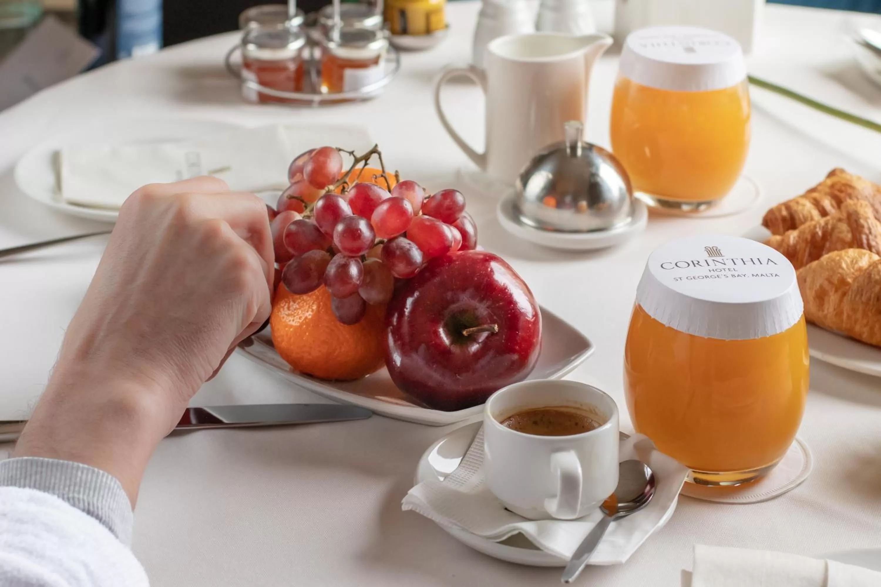 Breakfast in Corinthia St George's Bay