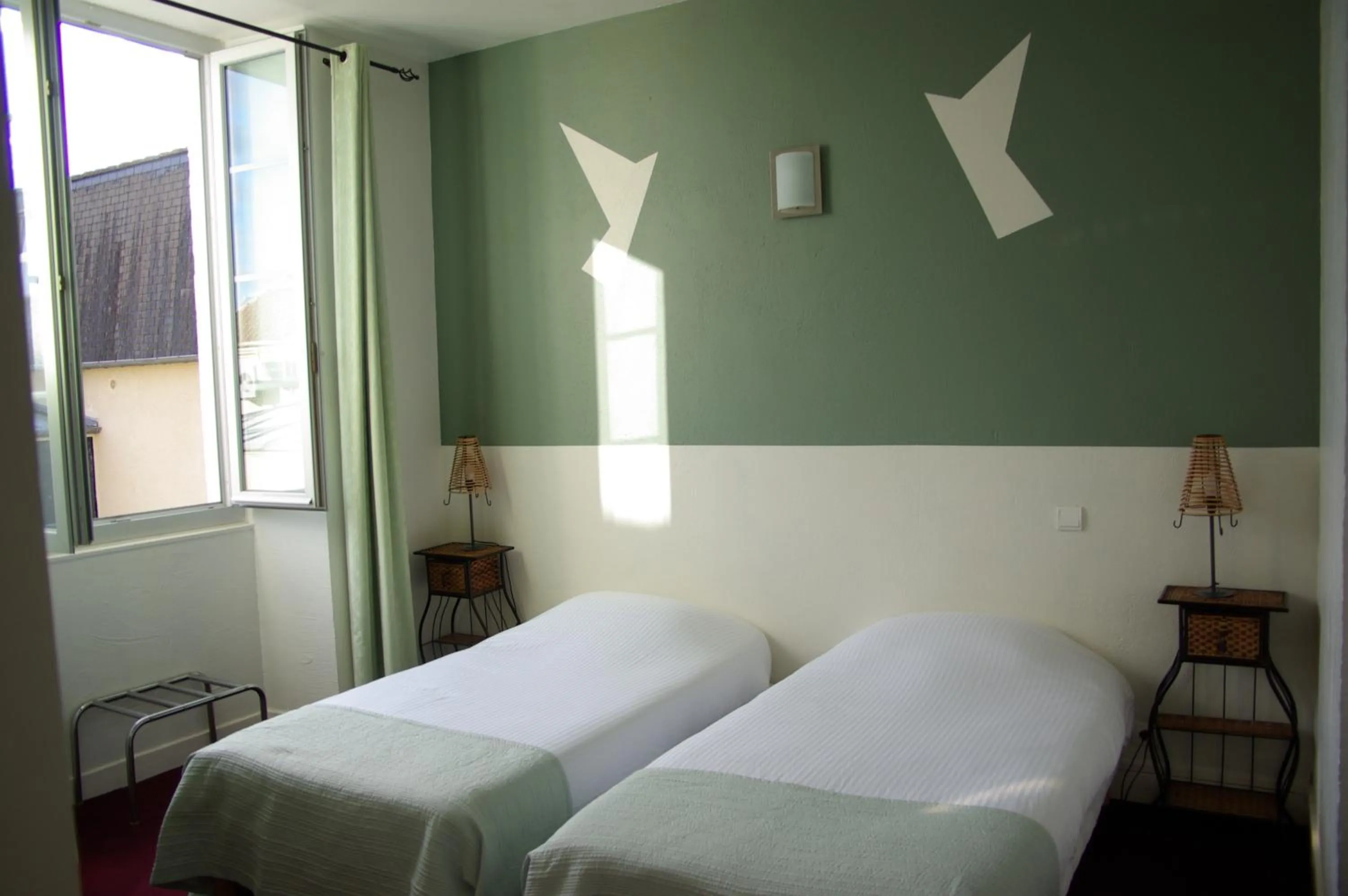 Bed in The Originals Boutique, Villa Montpensier, Pau