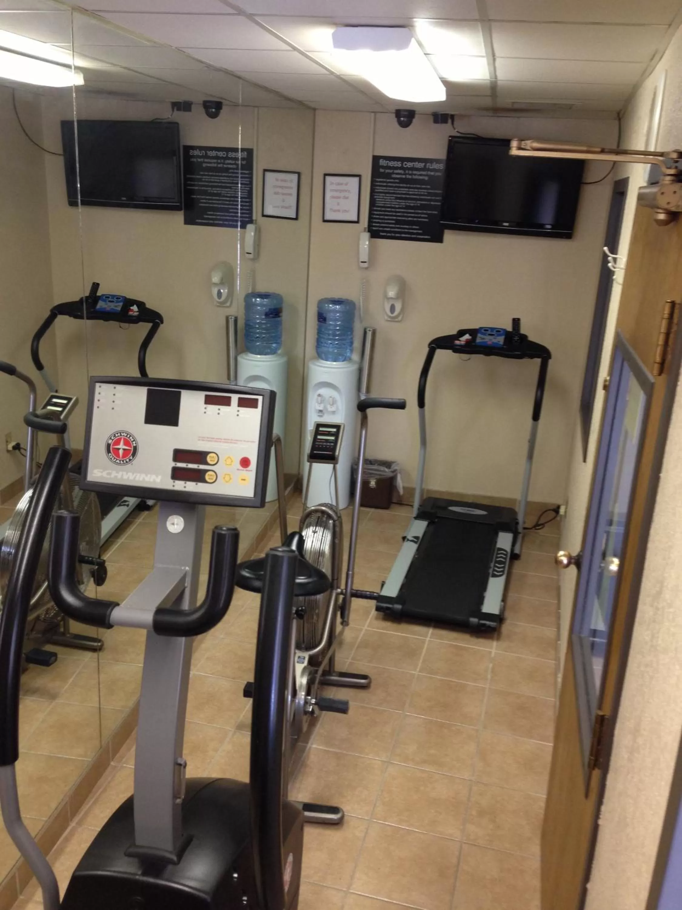 Fitness centre/facilities in Super 8 by Wyndham North Platte