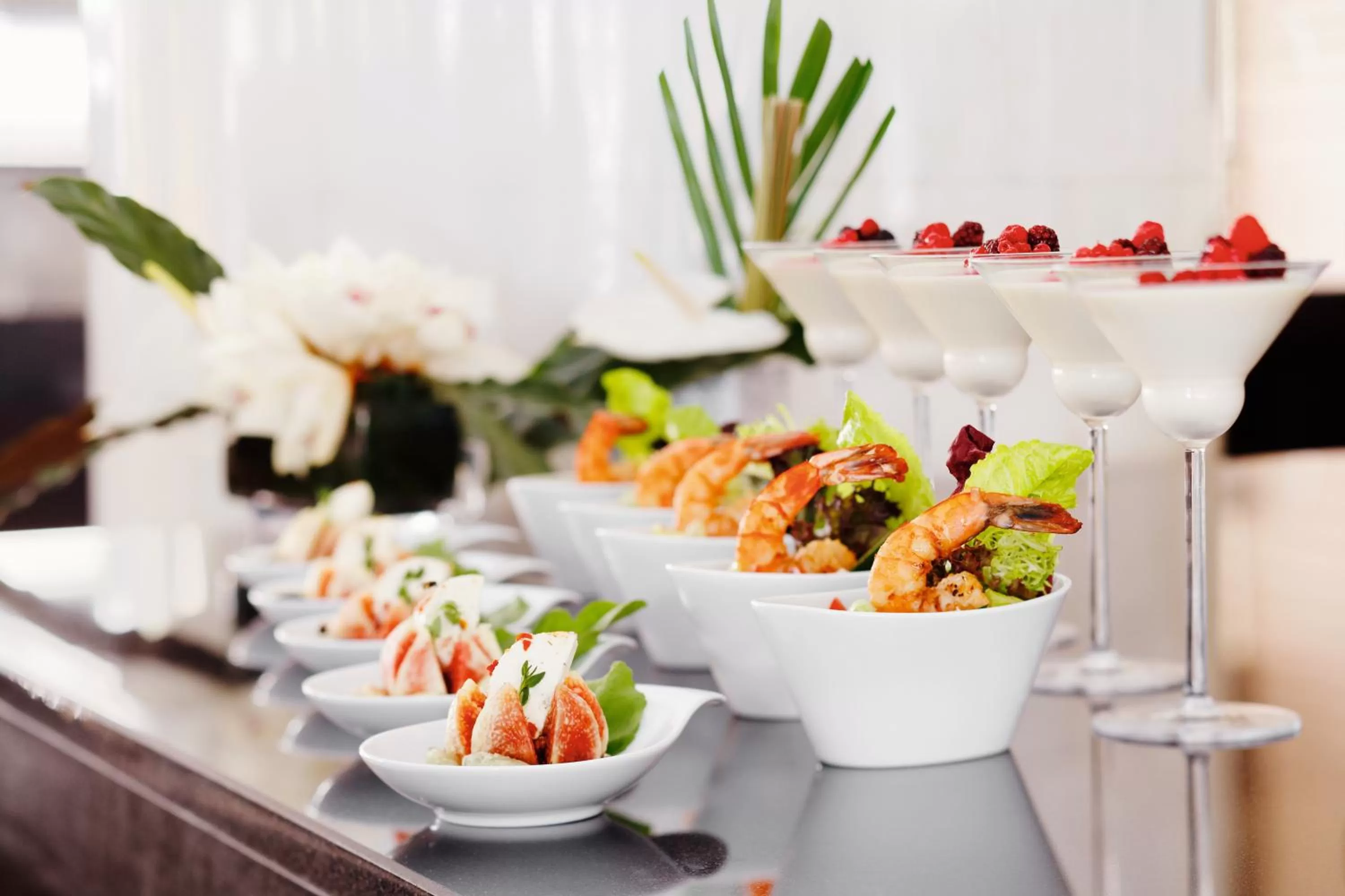 Food and drinks in Mövenpick Hotel Izmir