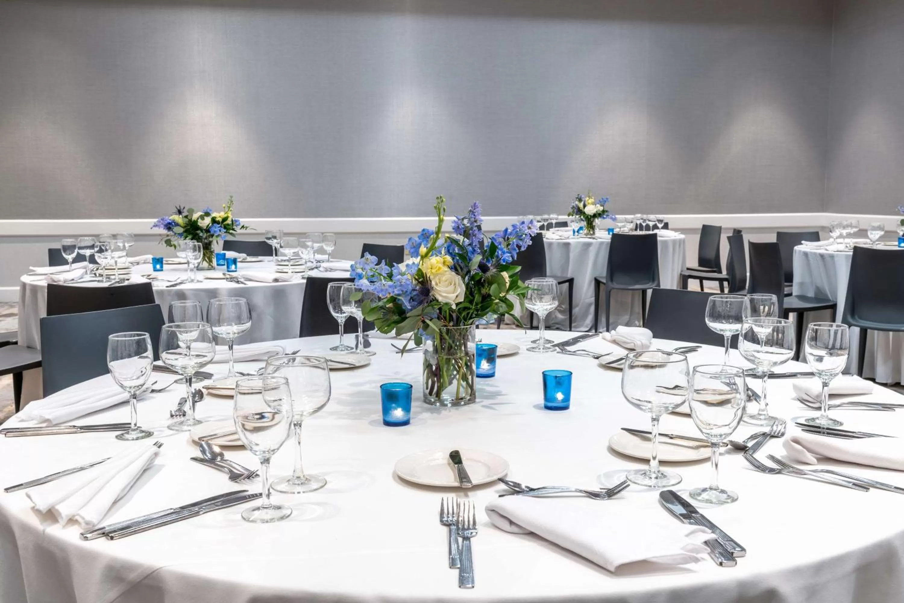 Meeting/conference room in Hilton Alexandria Mark Center