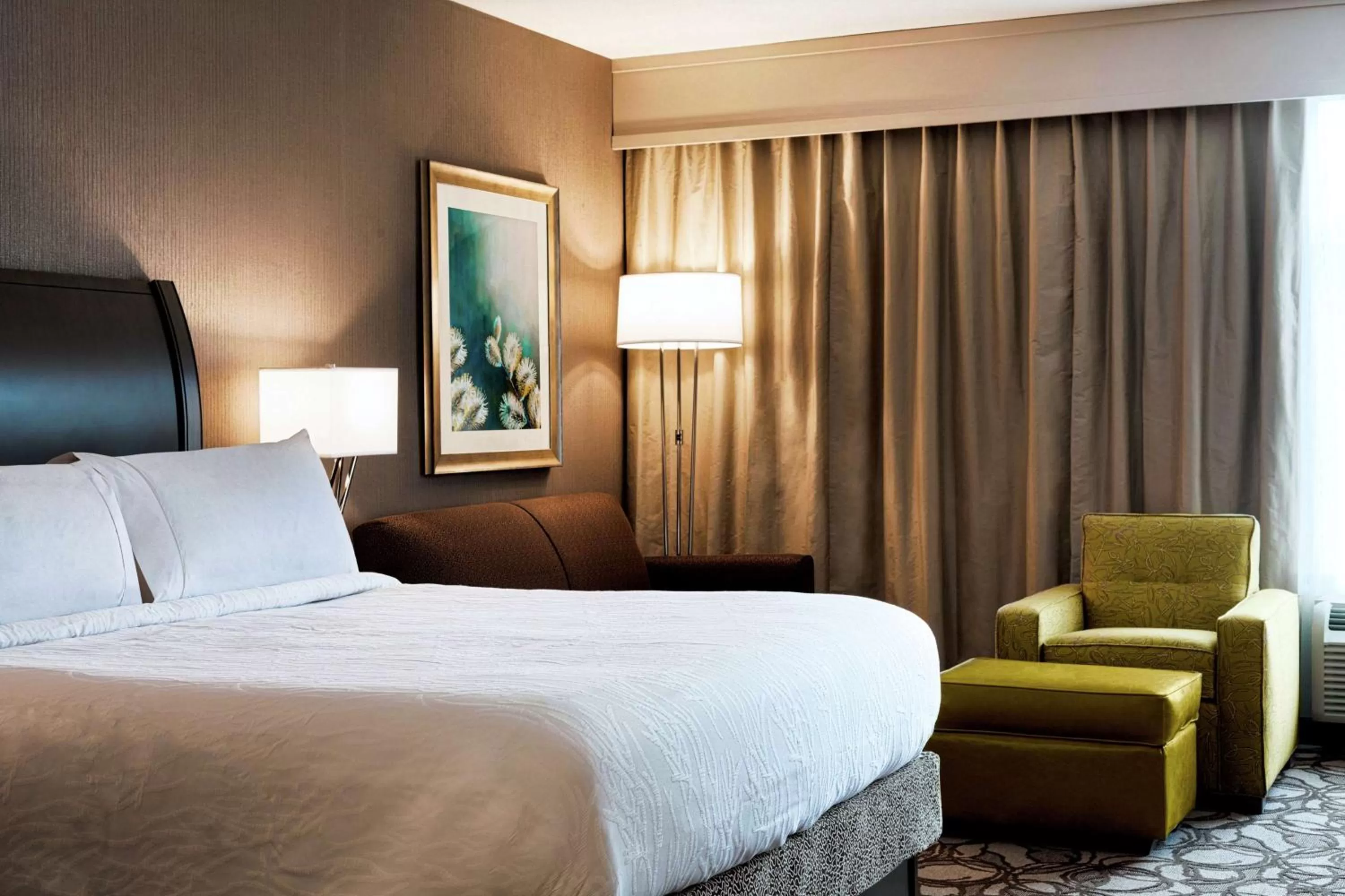 Bed in Hilton Garden Inn Lenox Pittsfield