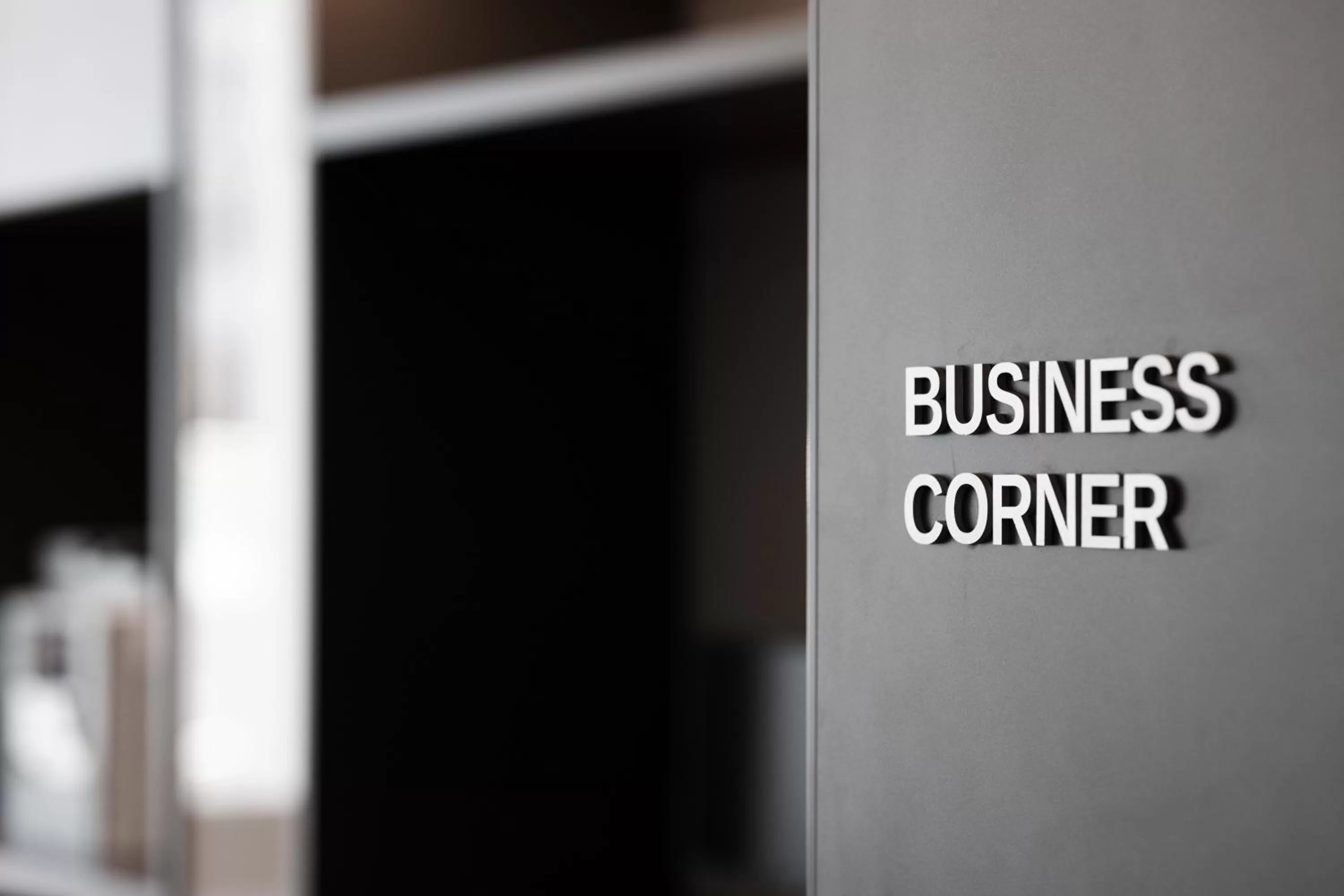 Business facilities in Nine Tree by Parnas Seoul Pangyo