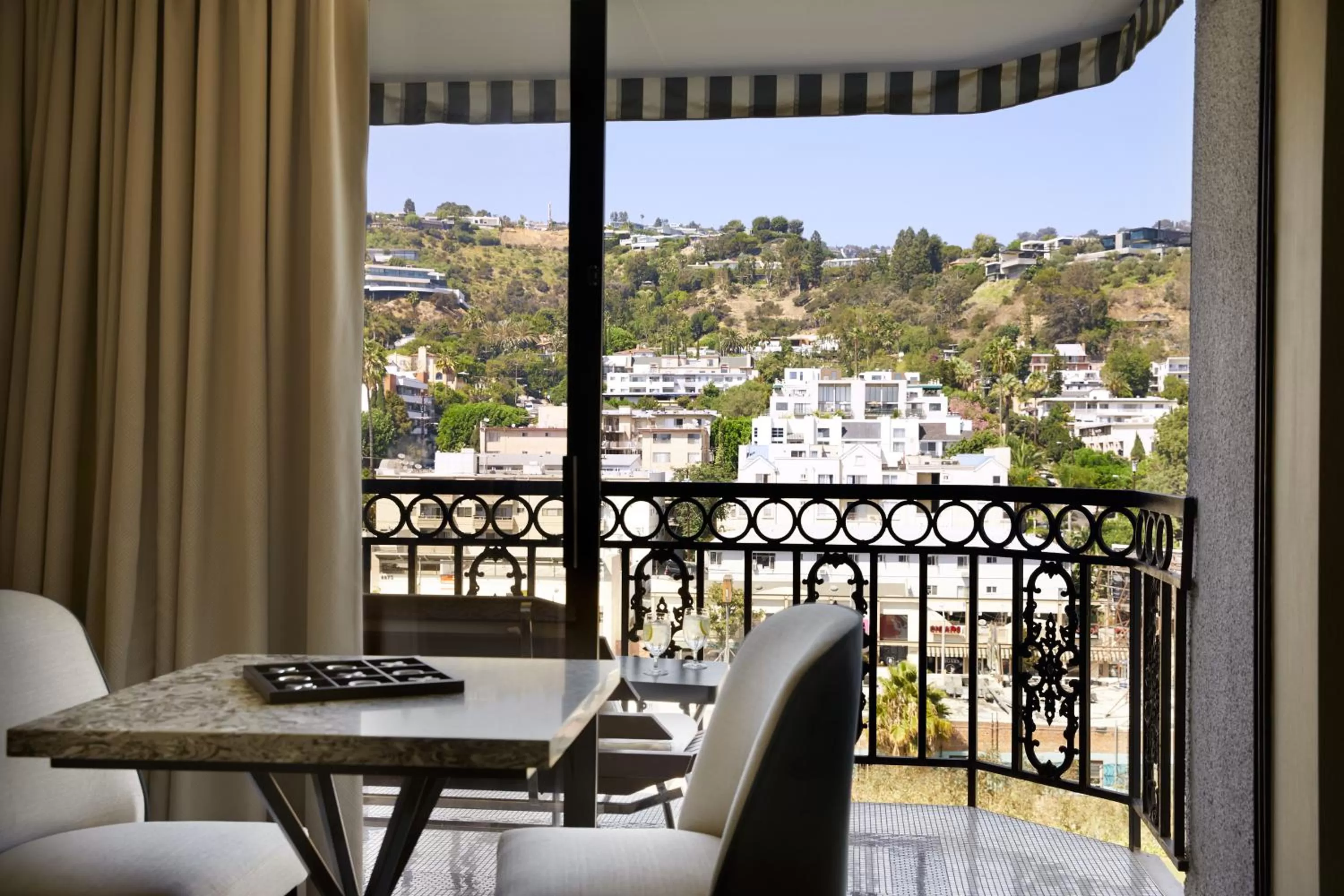 Mountain view in The London West Hollywood at Beverly Hills