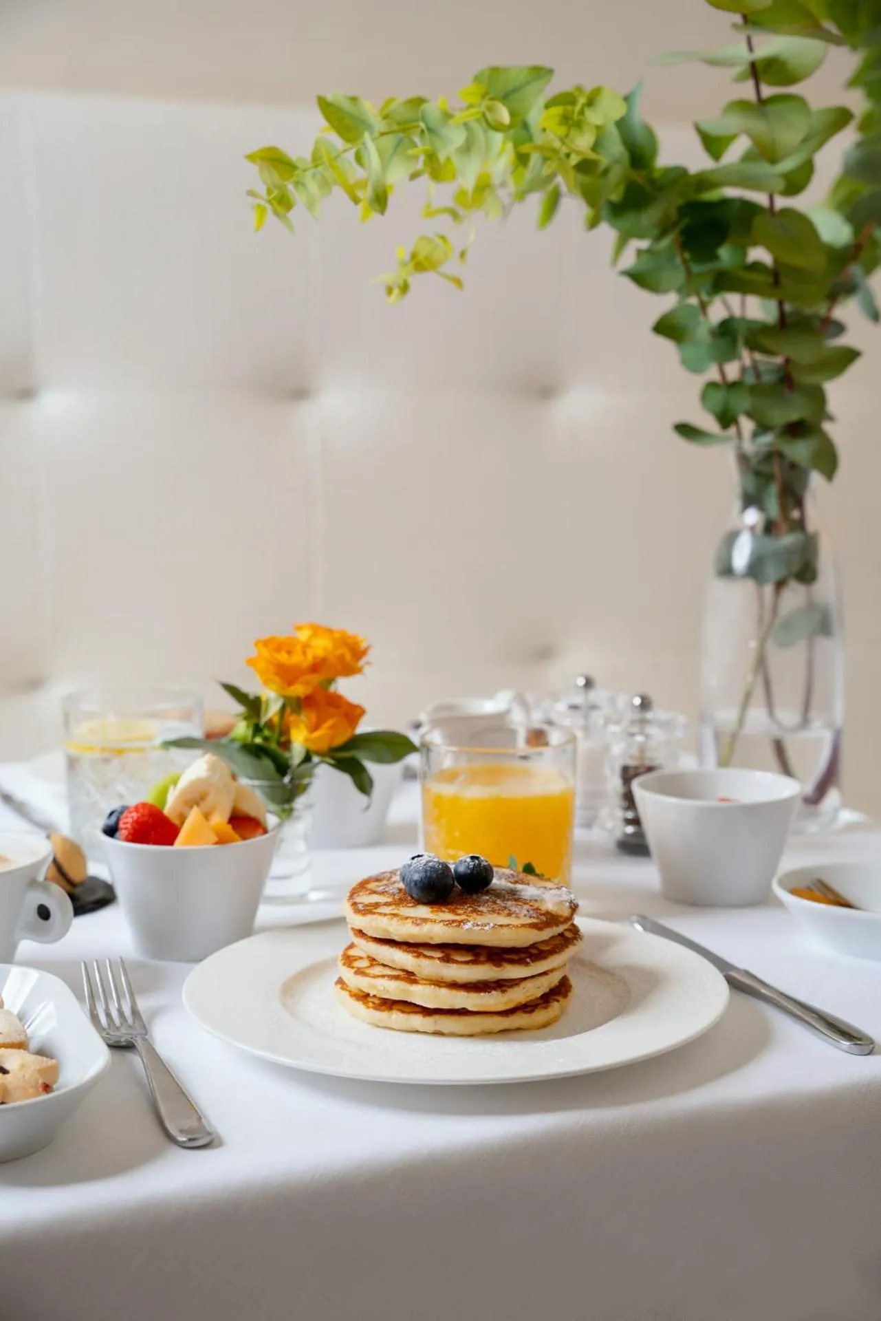 Breakfast in Albergo Rossini 1936 Small & Charming