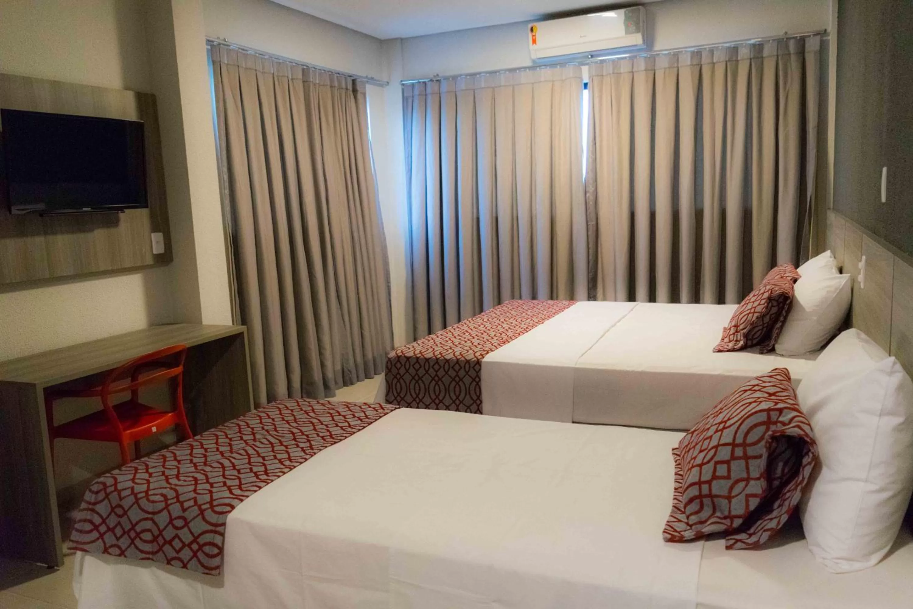 Communal lounge/ TV room, Bed in 103 Hotel & Flats