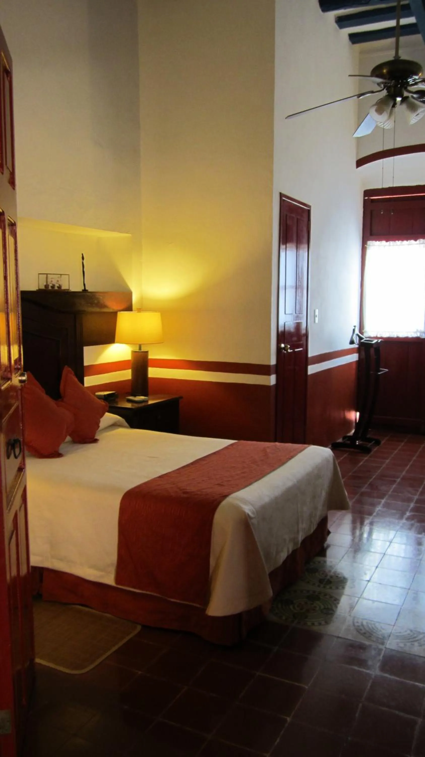 Bed in Castelmar Hotel