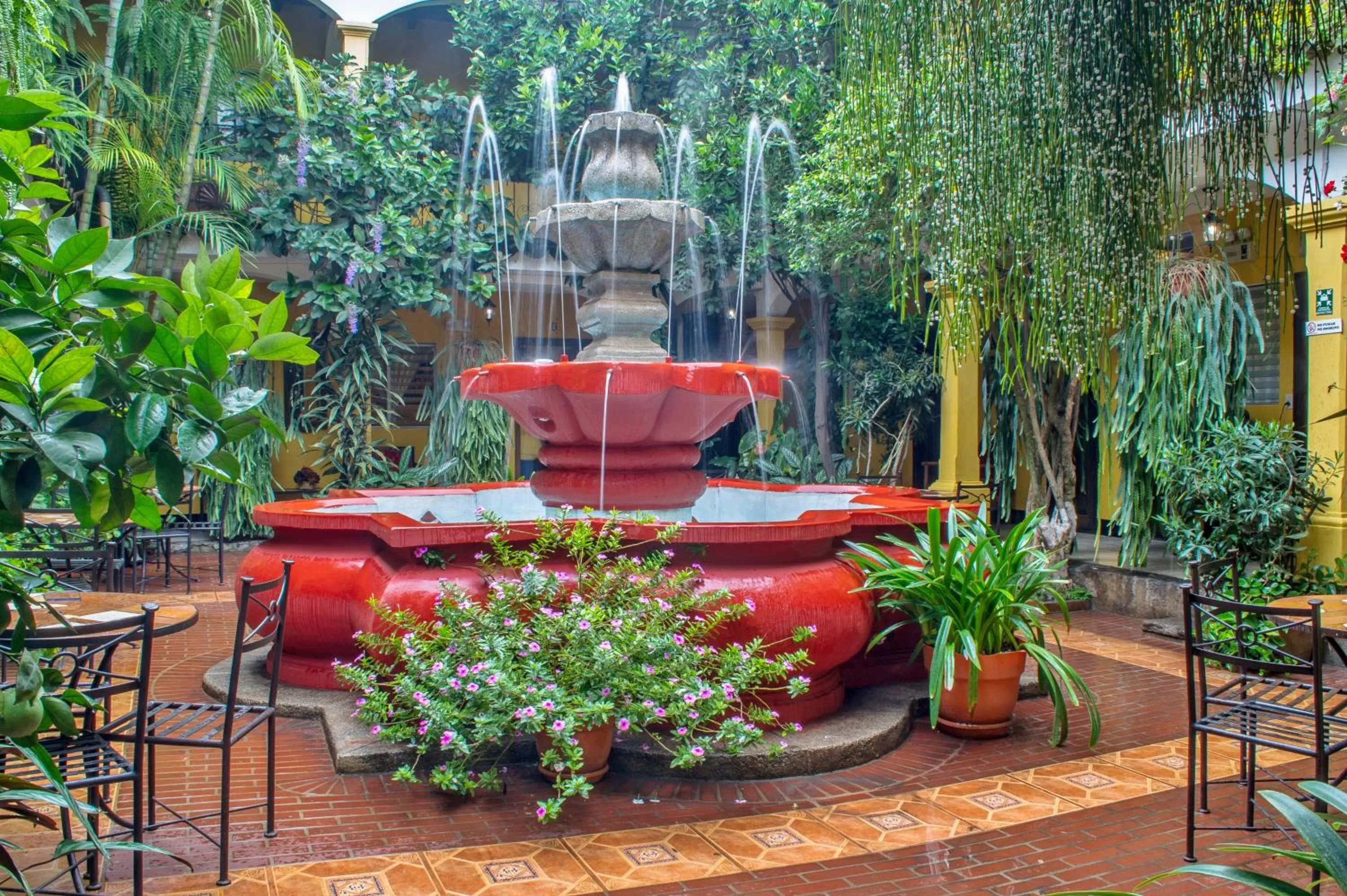 Patio in Posada San Vicente by AHS
