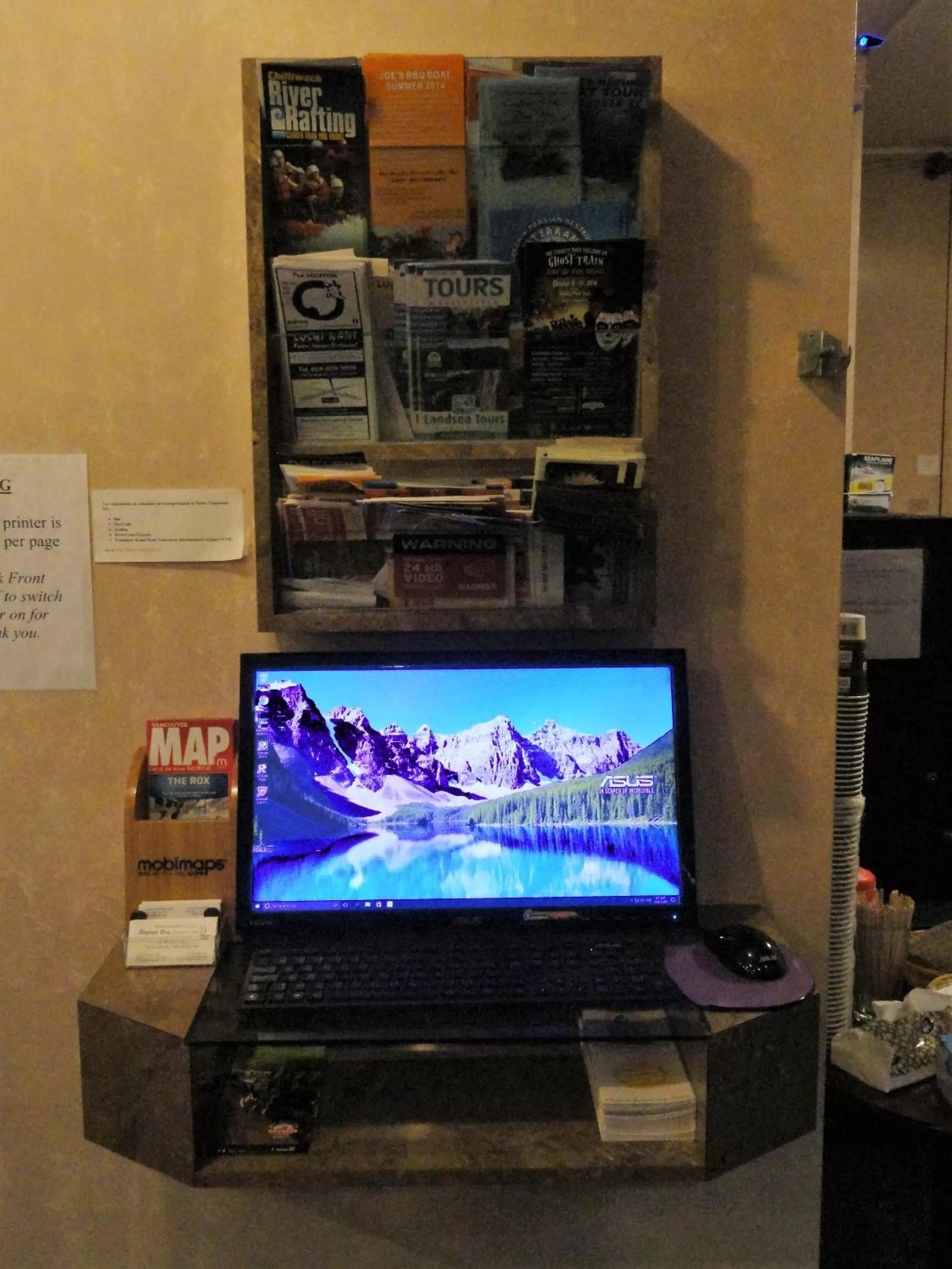 Lobby or reception in English Bay Hotel