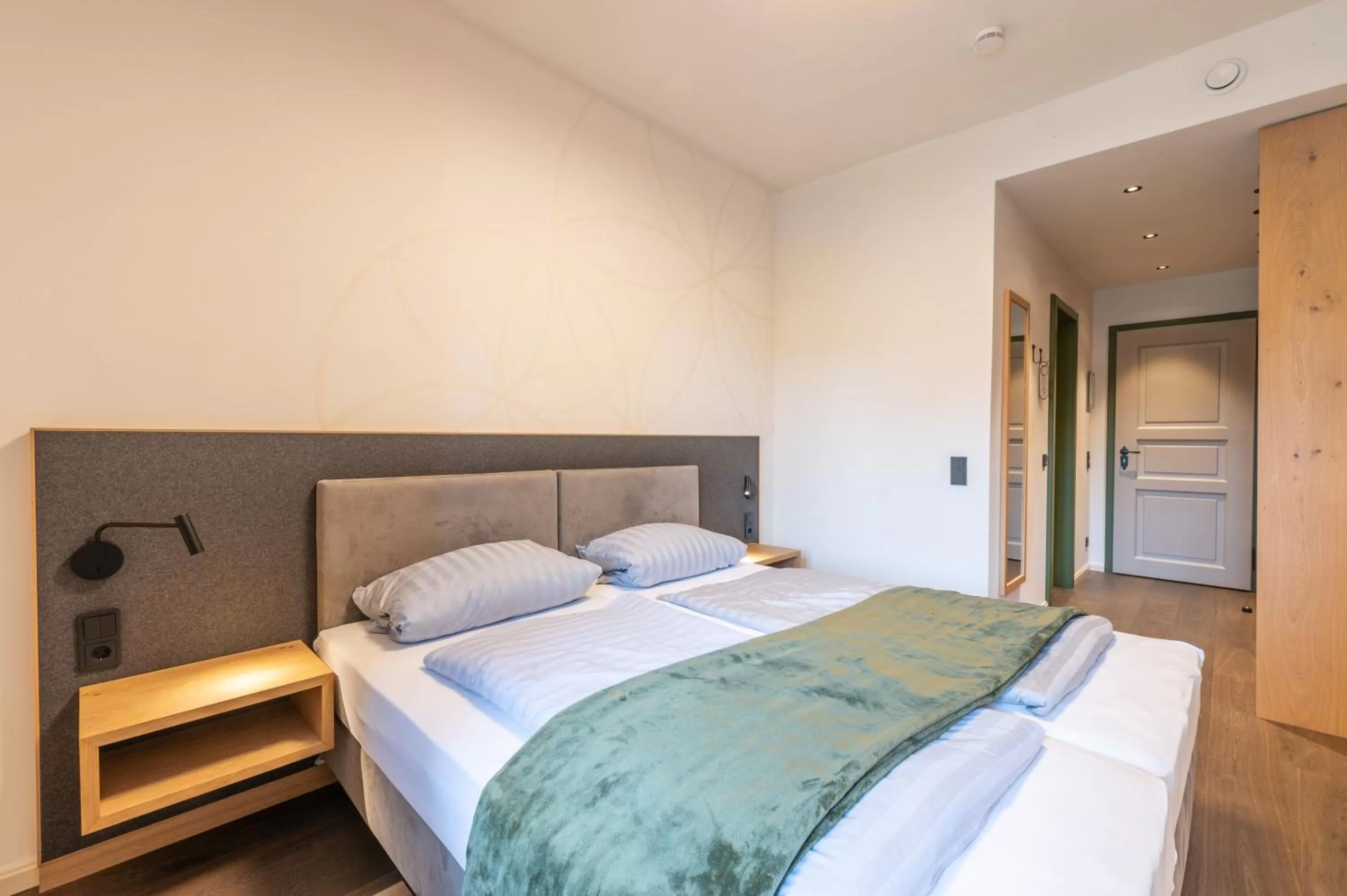 Bed in LANDHOTEL ALTE ZOLLSTATION- Historical Building