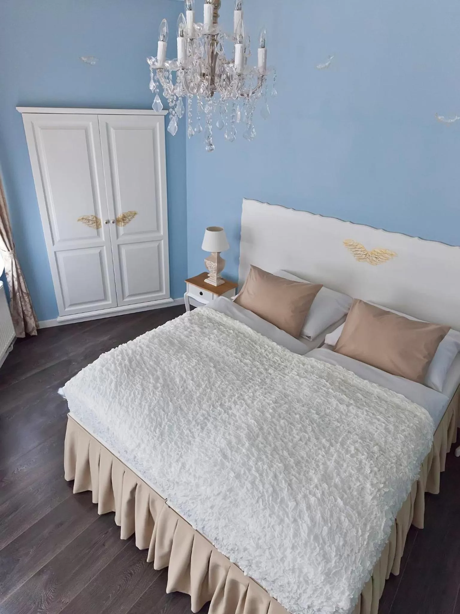 Bed in Cathedral Prague Apartments