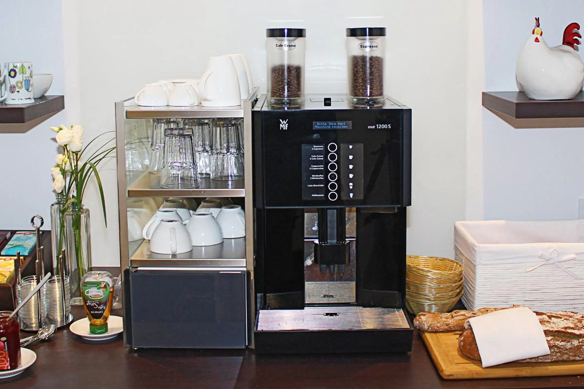 Food and drinks in Haus Anna an der Stadtmauer