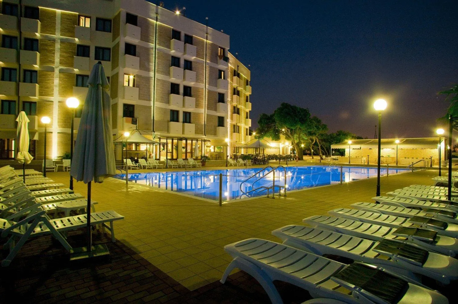 Property building in Apulia Hotel Taranto Ara Solis