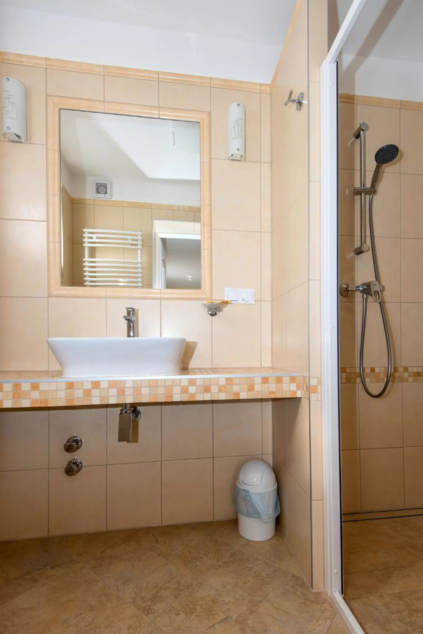 Shower in Villa Nautilus